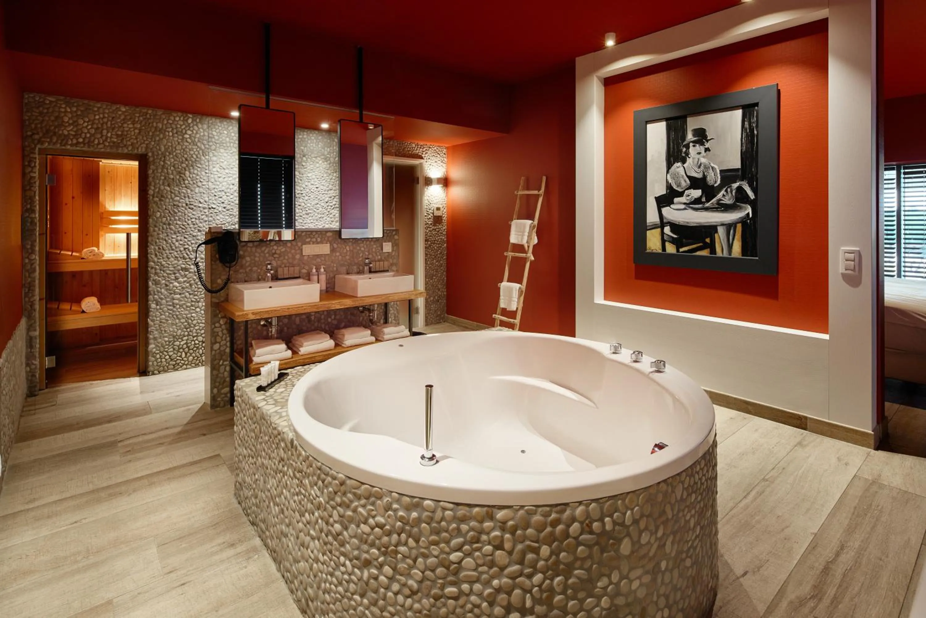 Hot Tub in Van Der Valk Luxembourg Arlon