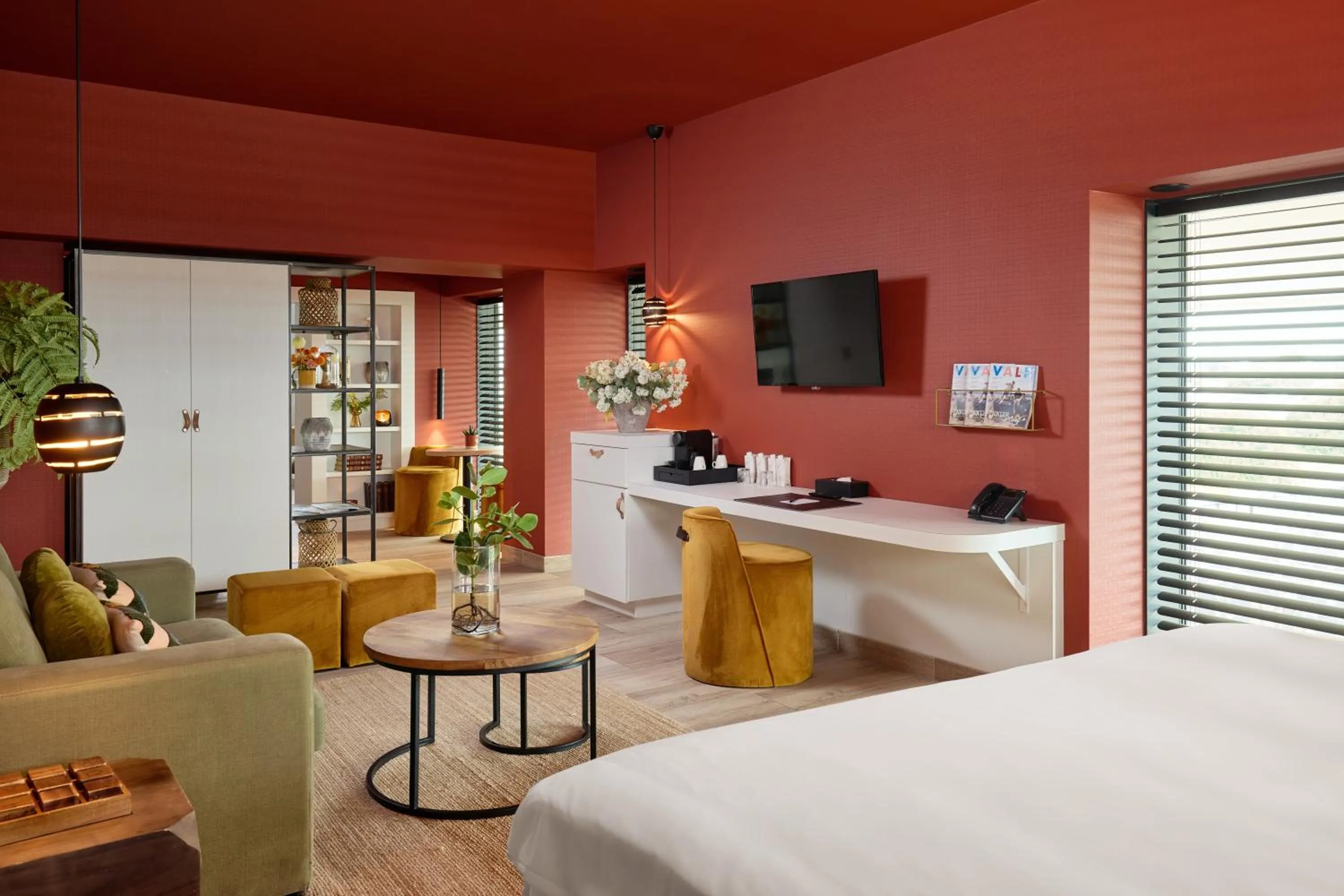 Living room, Bed in Van Der Valk Luxembourg Arlon