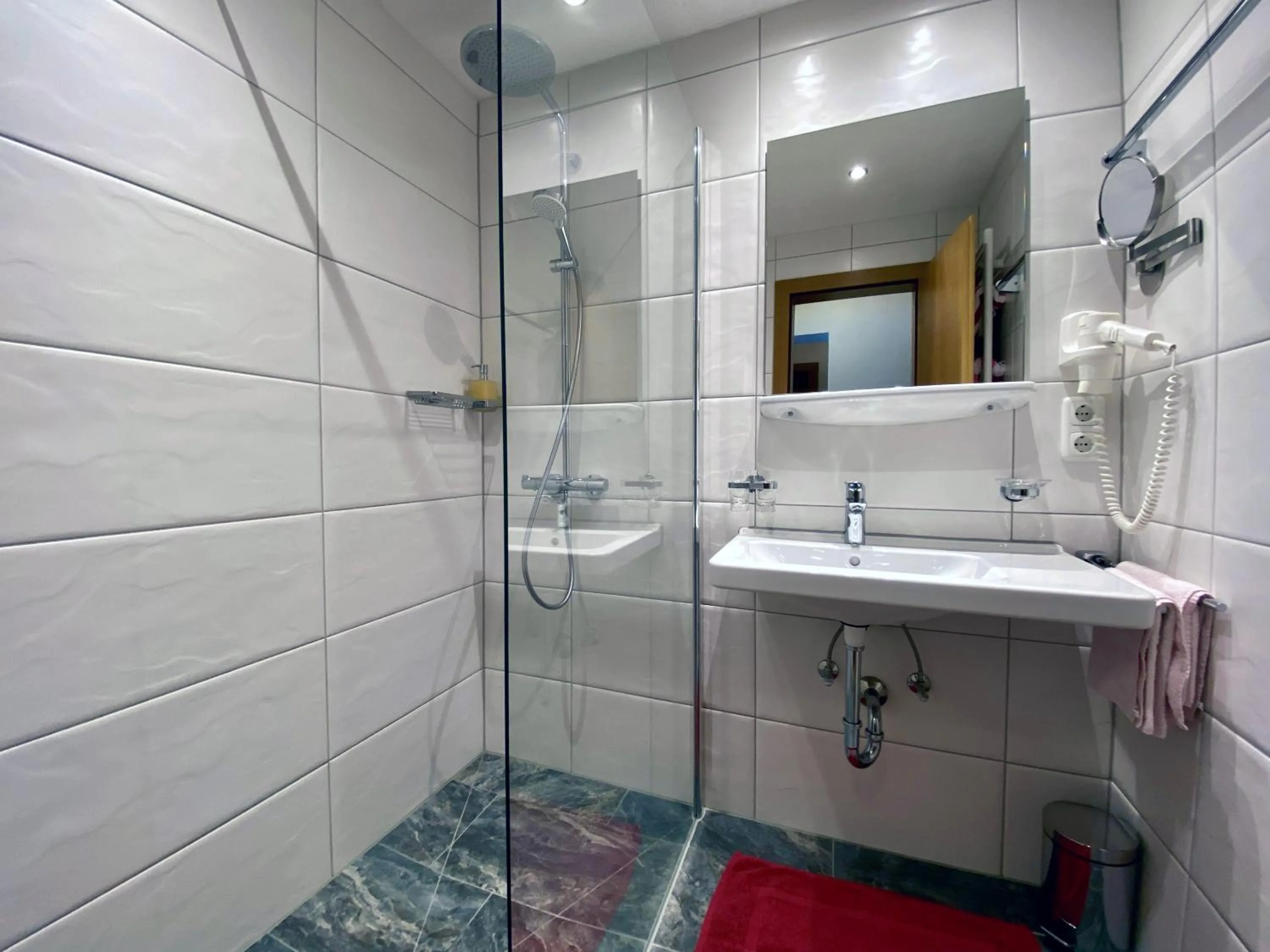 Bathroom in Apartments Kappl