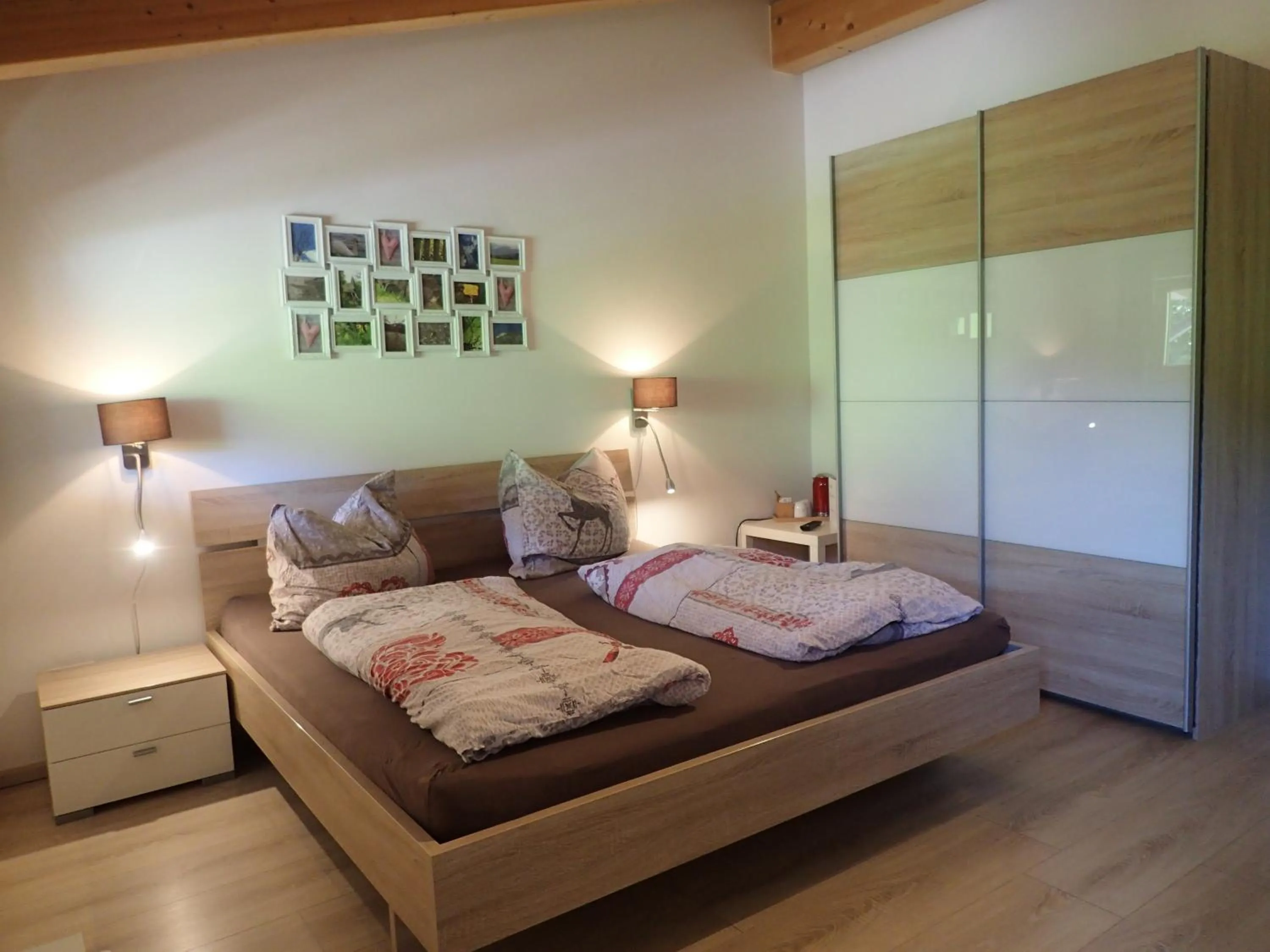 Photo of the whole room, Bed in Hotel Sonnenlicht Maria Alm