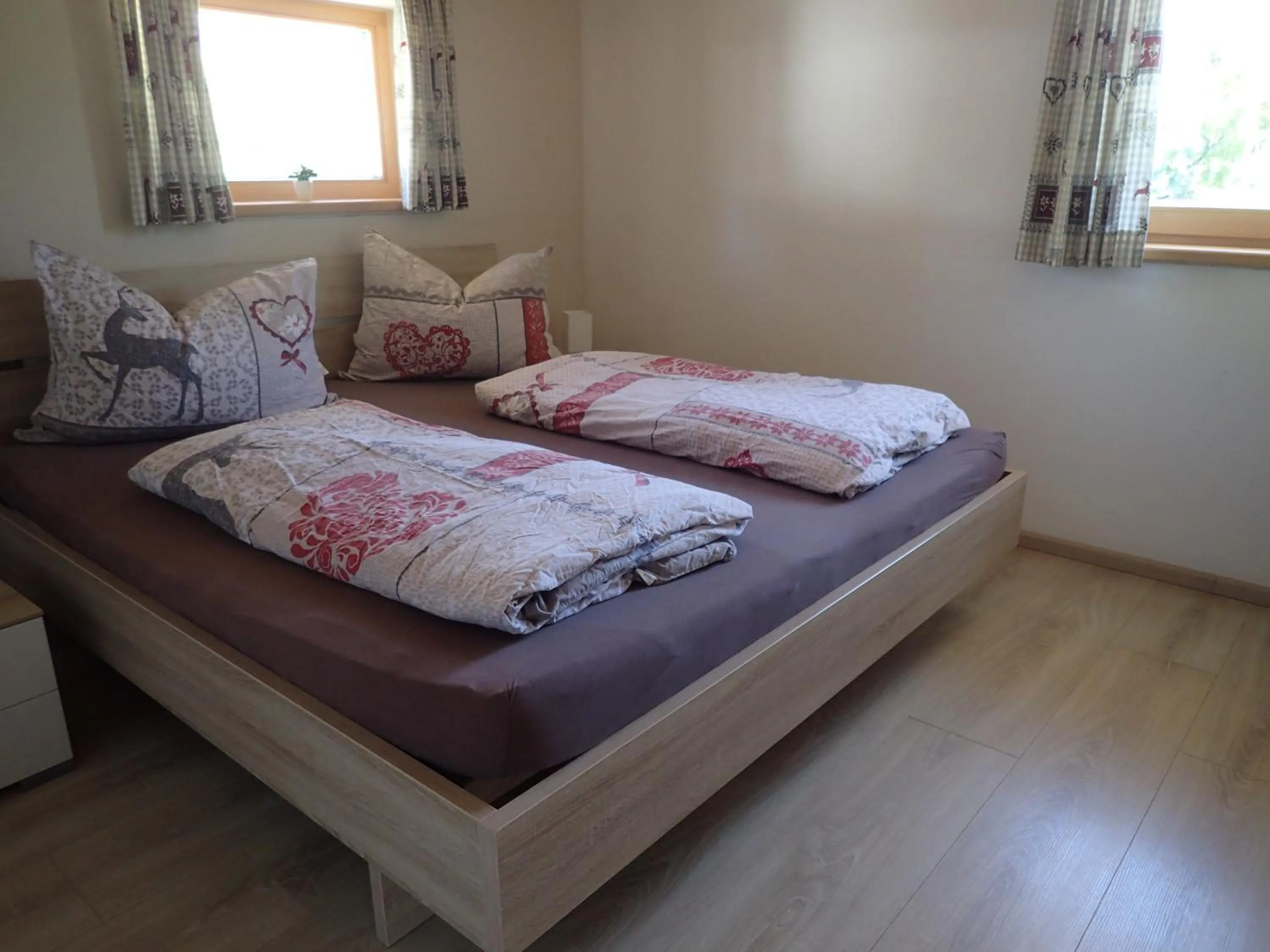 Bedroom, Bed in Hotel Sonnenlicht Maria Alm