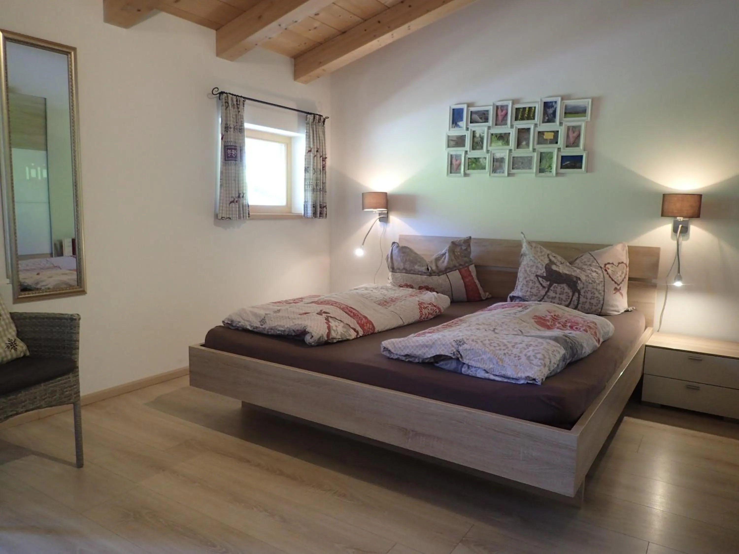 Bedroom, Bed in Hotel Sonnenlicht Maria Alm