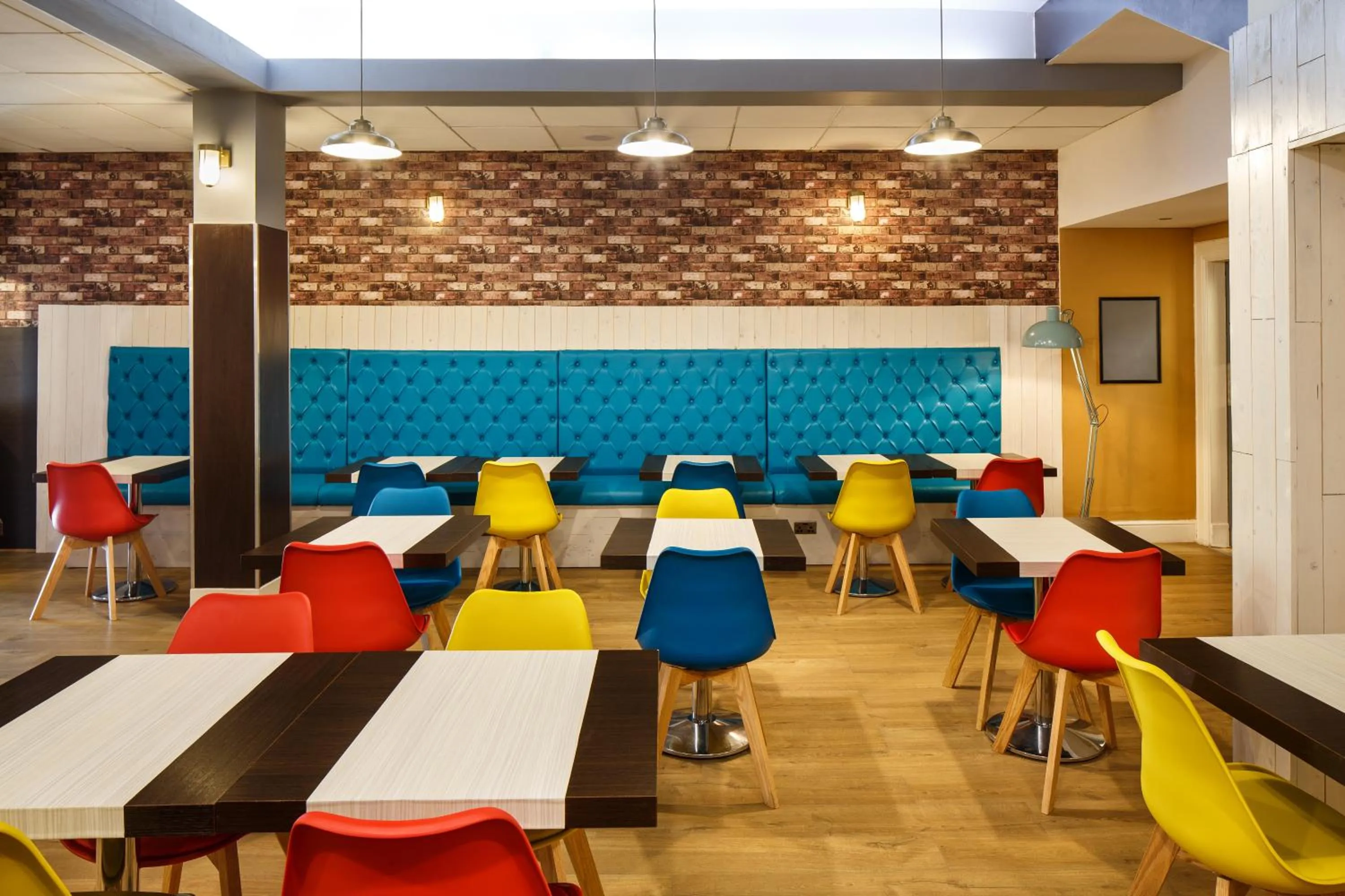 Restaurant/places to eat in ibis Styles Birmingham Oldbury