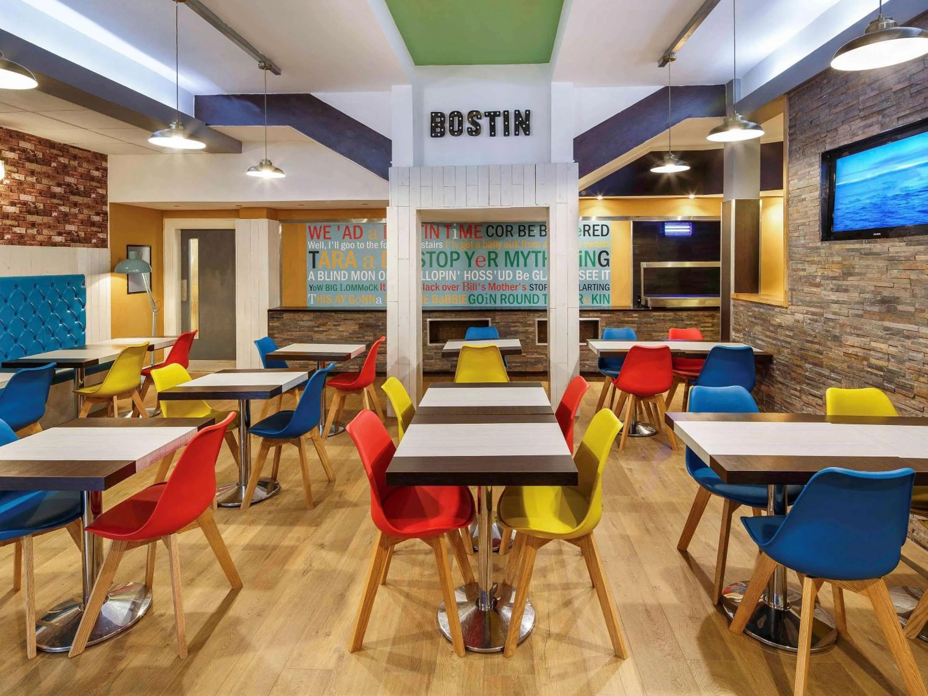 Restaurant/Places to Eat in ibis Styles Birmingham Oldbury