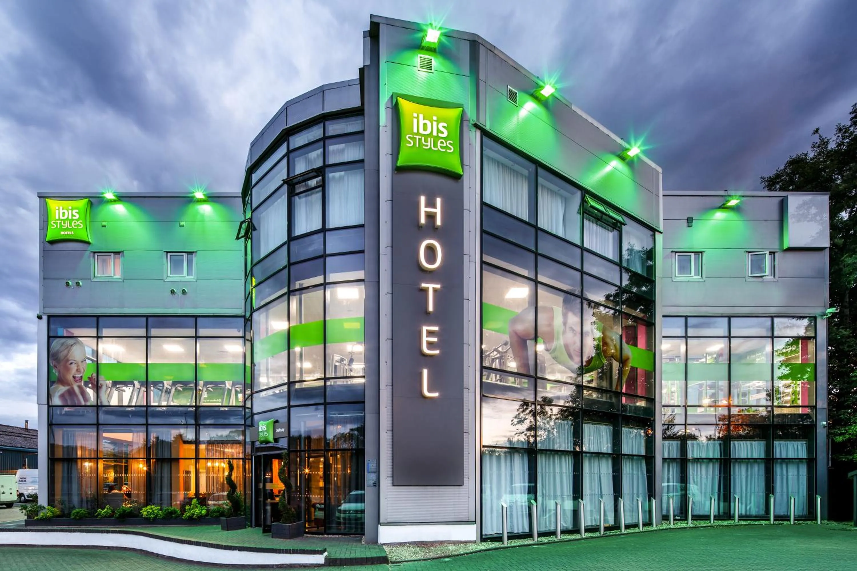 Property Building in ibis Styles Birmingham Oldbury