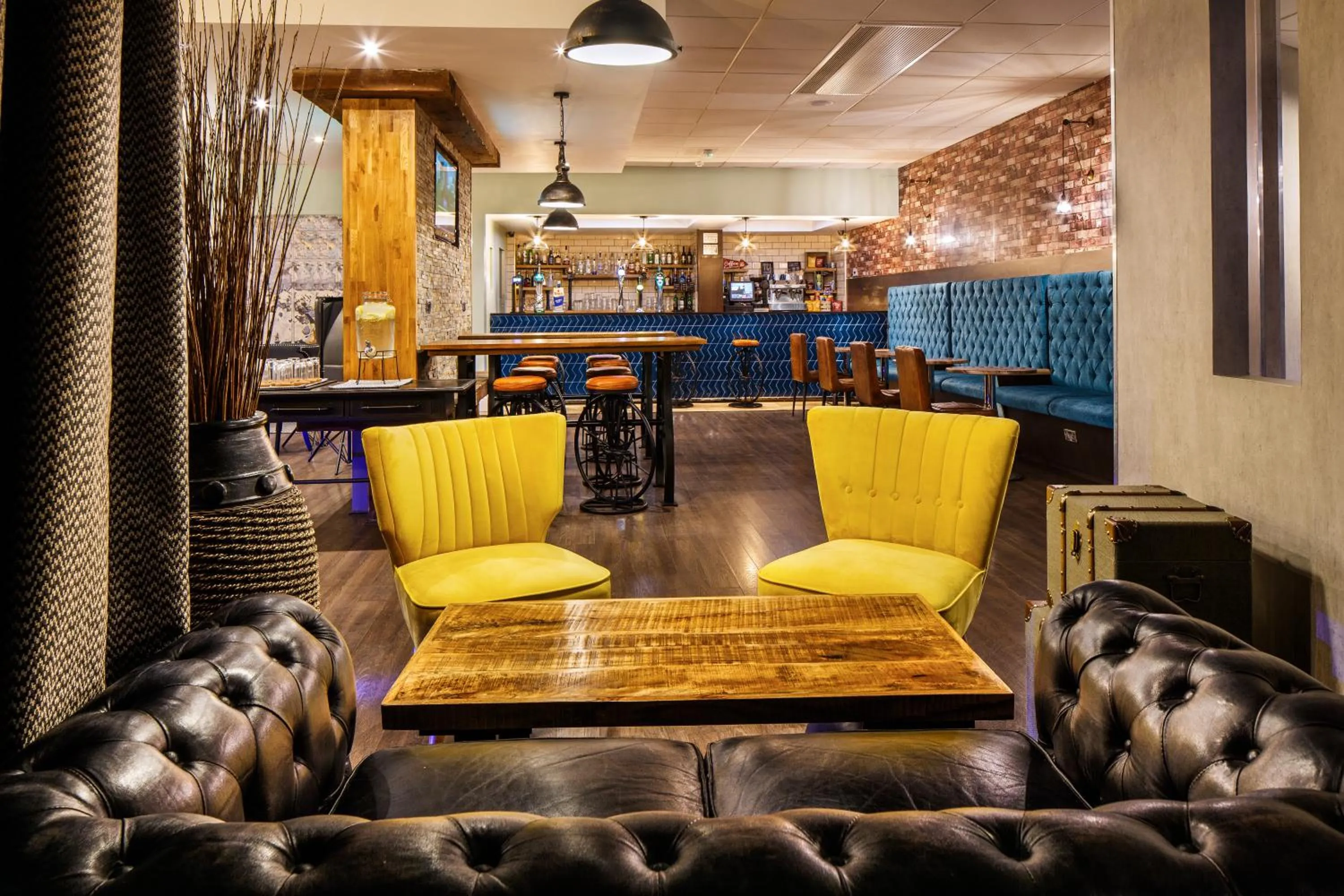 Lounge or bar, Lounge/Bar in ibis Styles Birmingham Oldbury