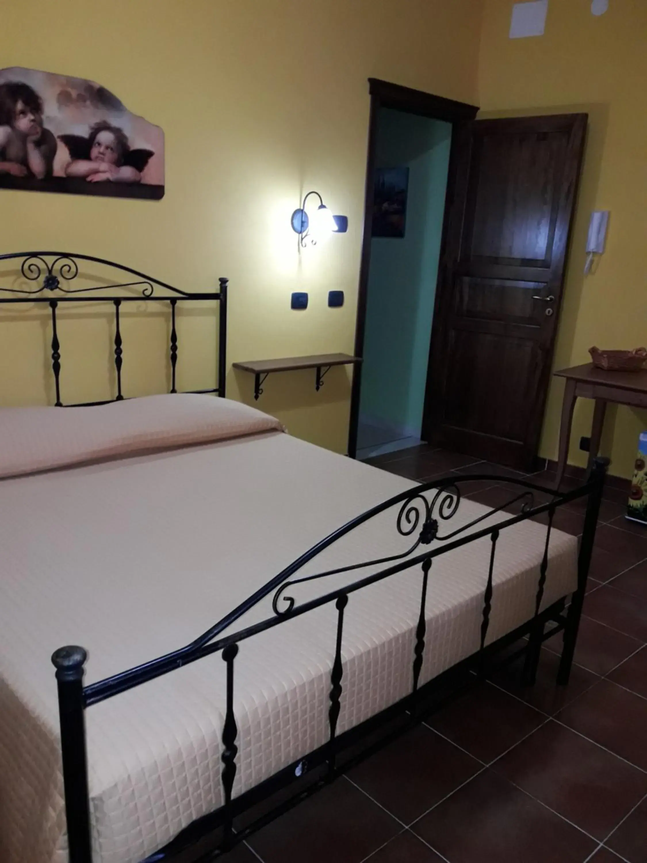 Triple Room with Private Bathroom in Le Tre Caravelle Triple Room with Private Bathroom in Le Tre Caravelle