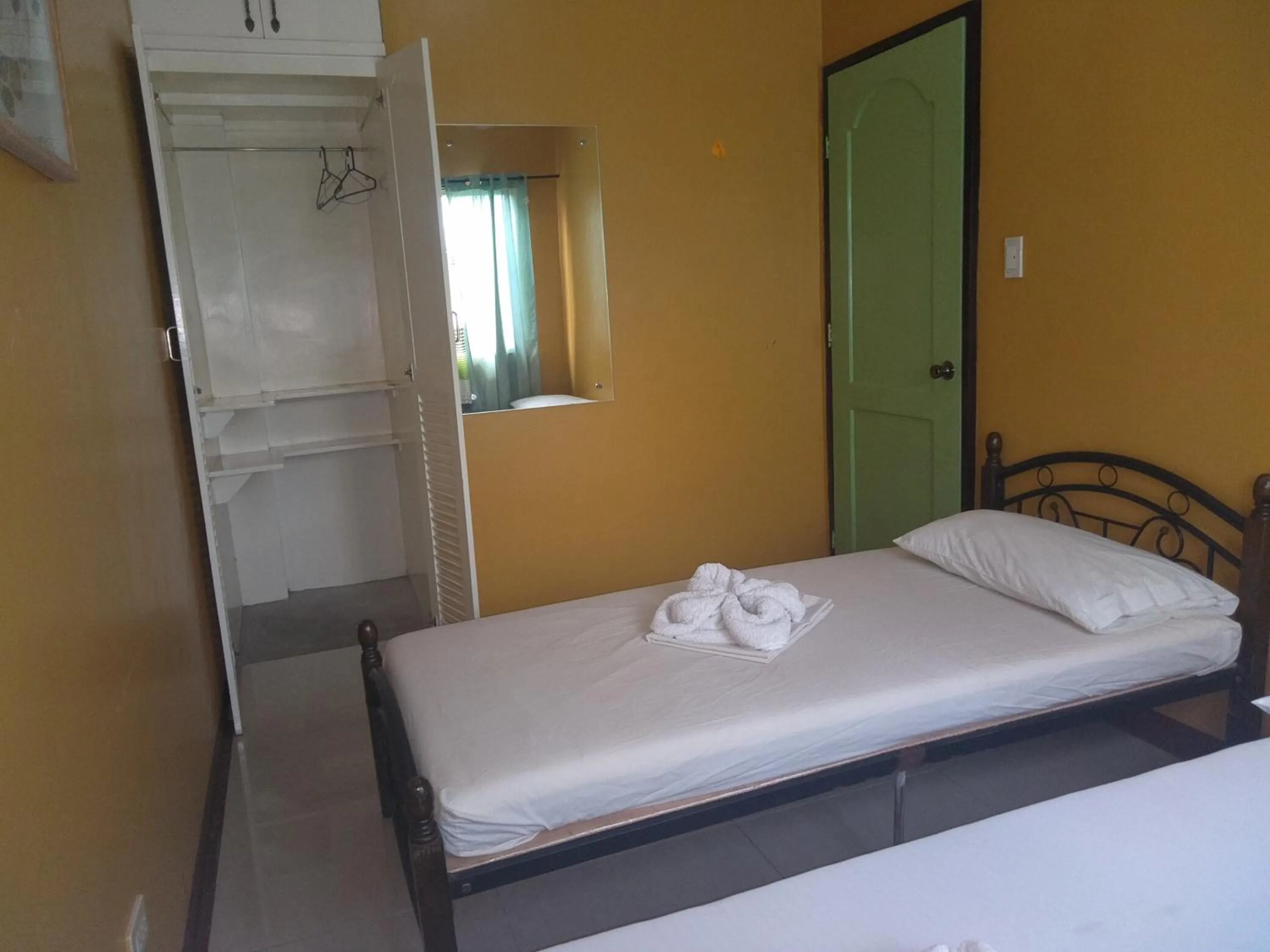 Bedroom, Bed in A's Azotea de Bohol