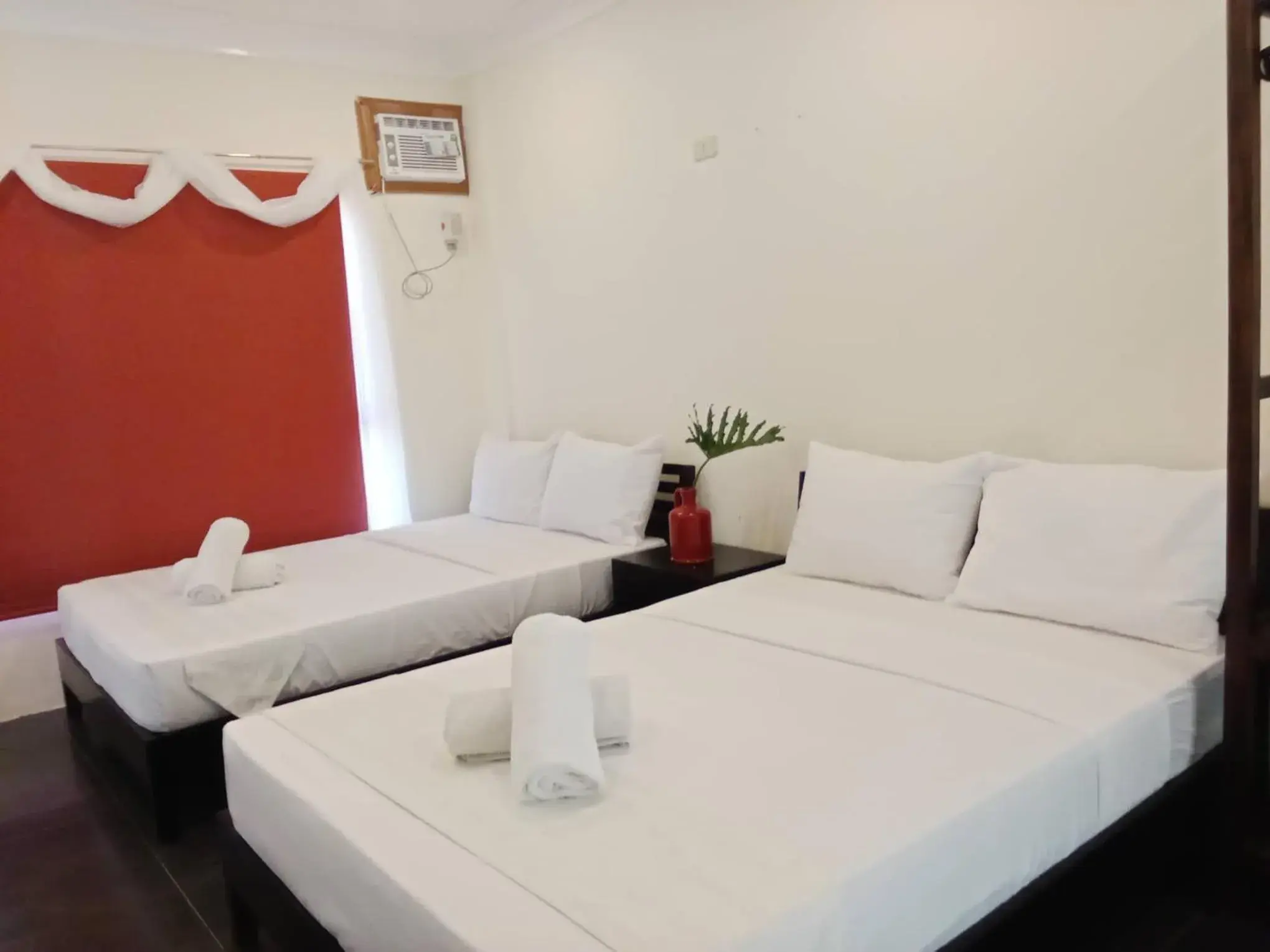 Family Studio in A's Azotea de Bohol Family Studio in A's Azotea de Bohol