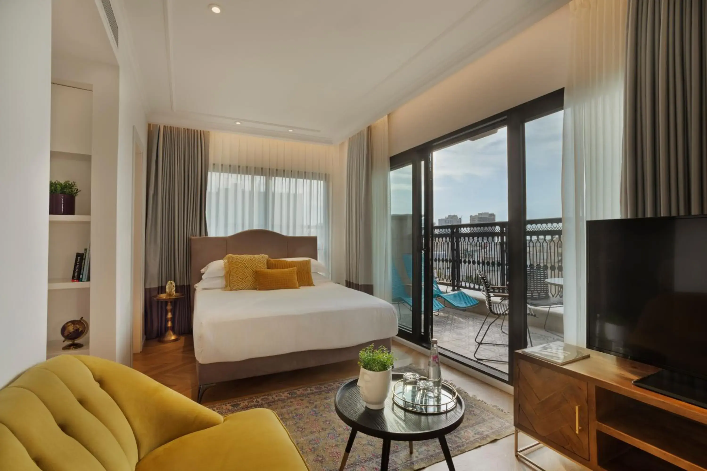 Seating area, Bed in Hotel Jacob Samuel by Prima Hotels Seating area, Bed in Hotel Jacob Samuel by Prima Hotels