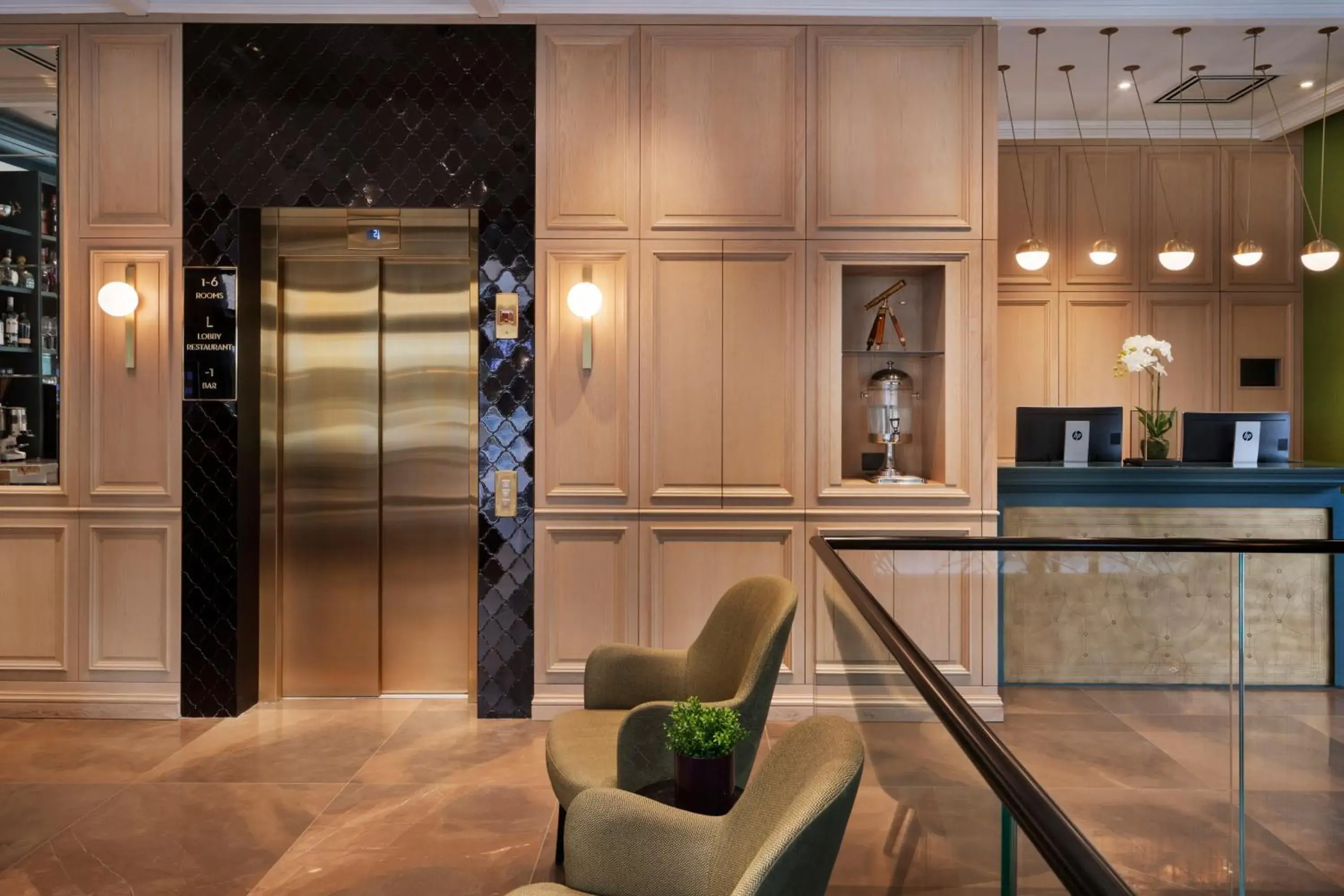 Lobby or reception in Hotel Jacob Samuel by Prima Hotels Lobby or reception in Hotel Jacob Samuel by Prima Hotels