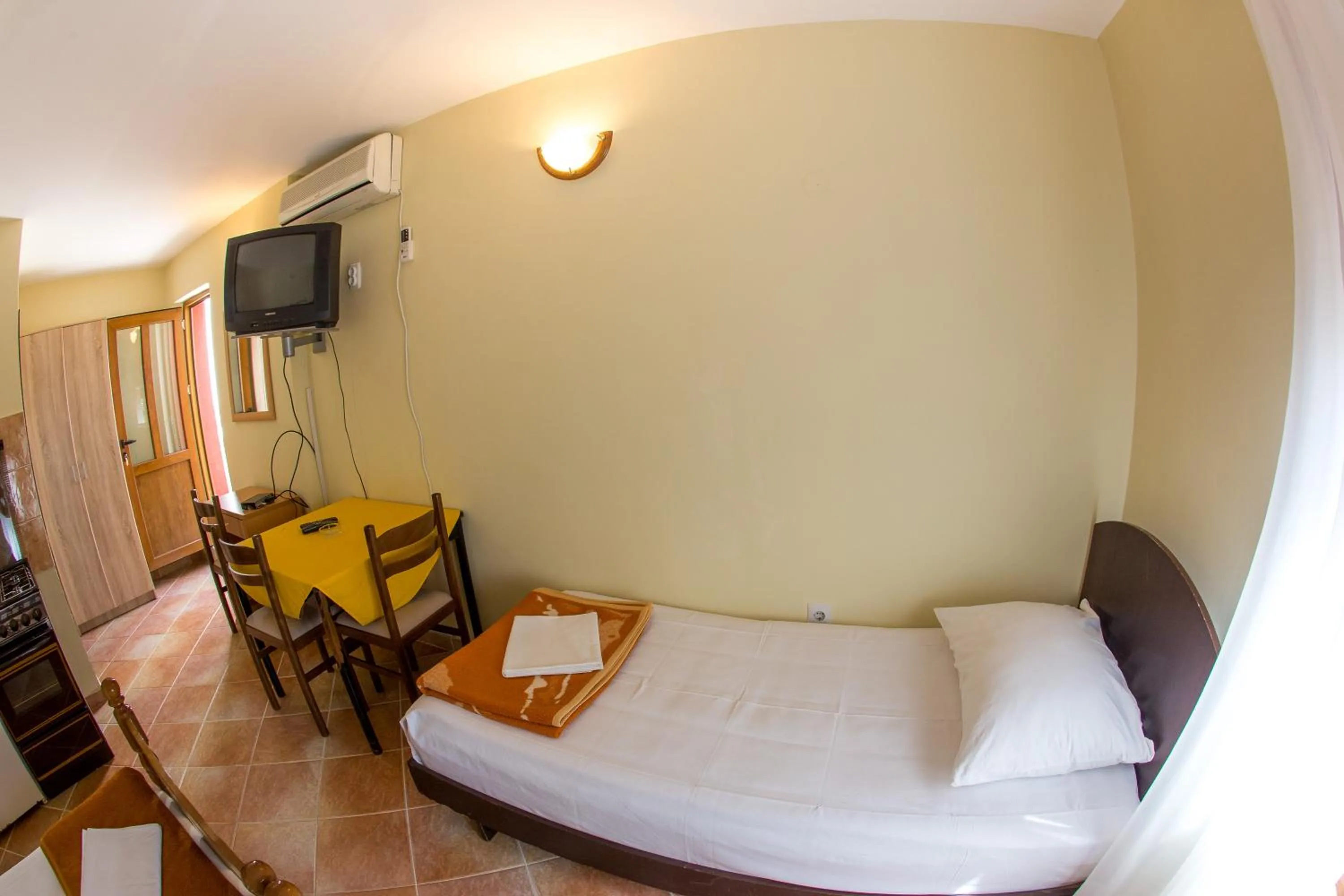 Bedroom, Bed in Guesthouse Blue Coast