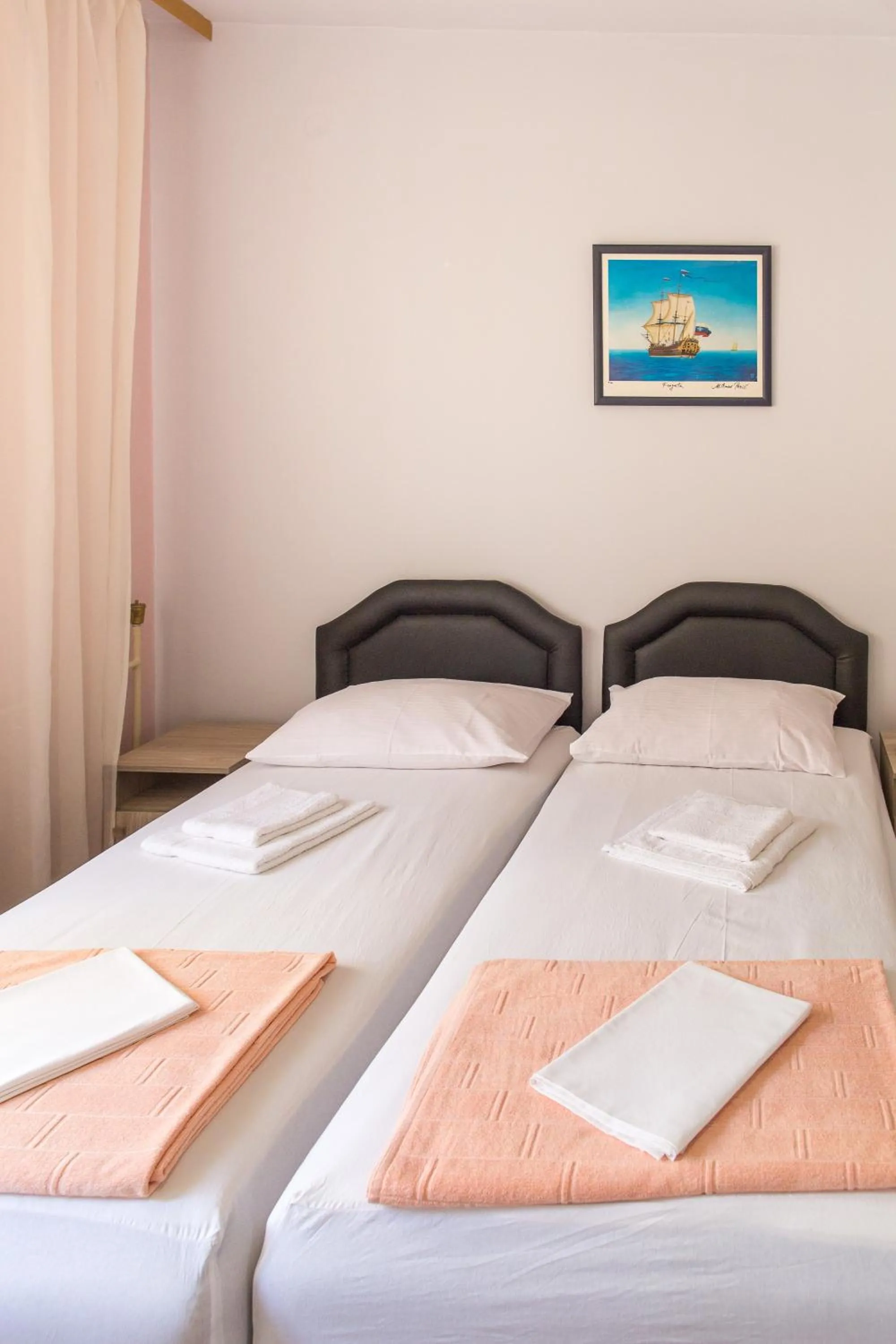 Bedroom, Bed in Guesthouse Blue Coast