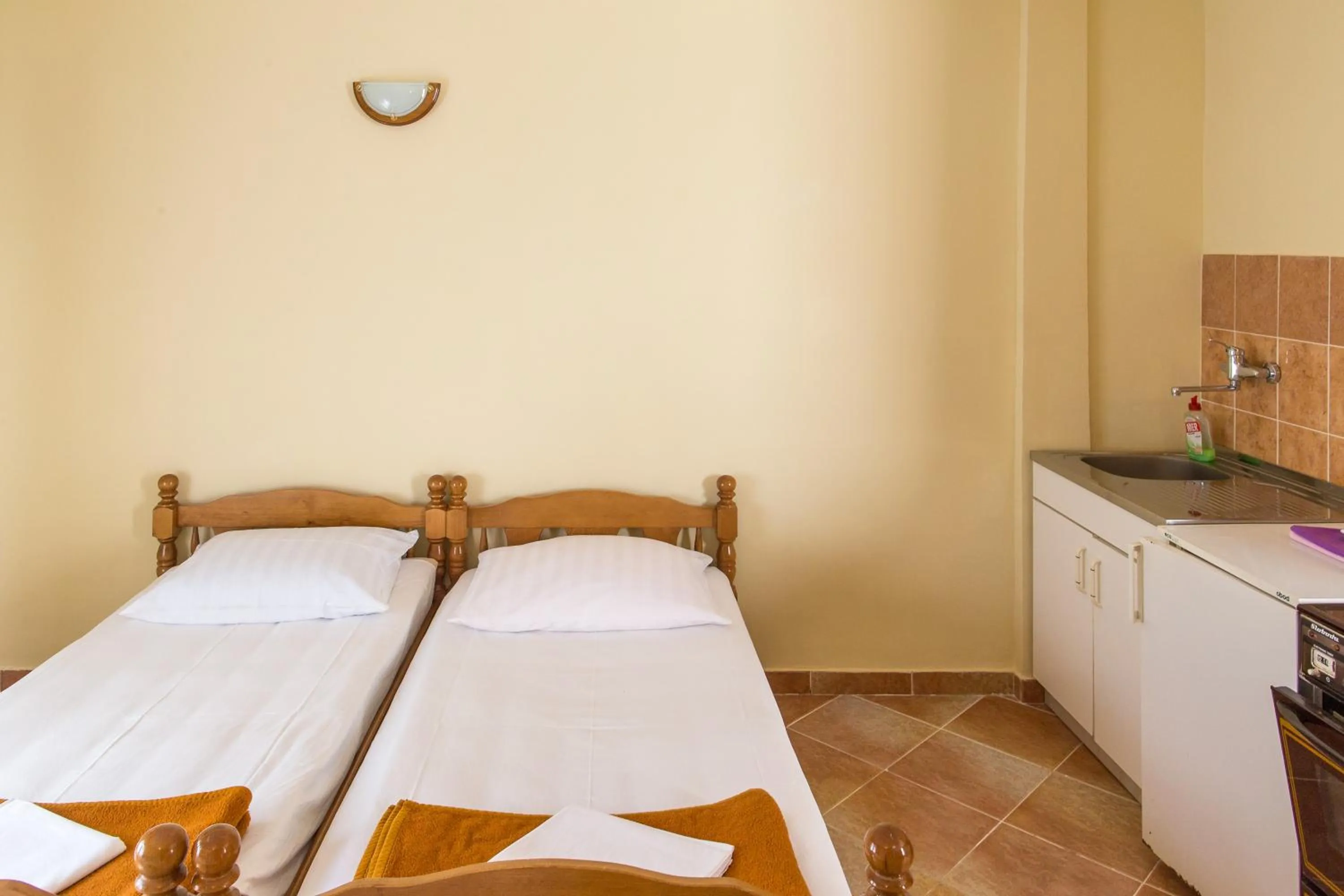 Bedroom, Bed in Guesthouse Blue Coast