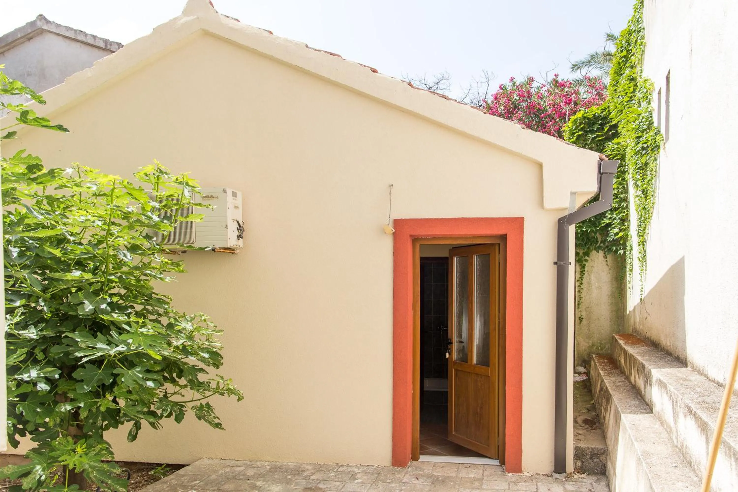 Facade/entrance in Guesthouse Blue Coast