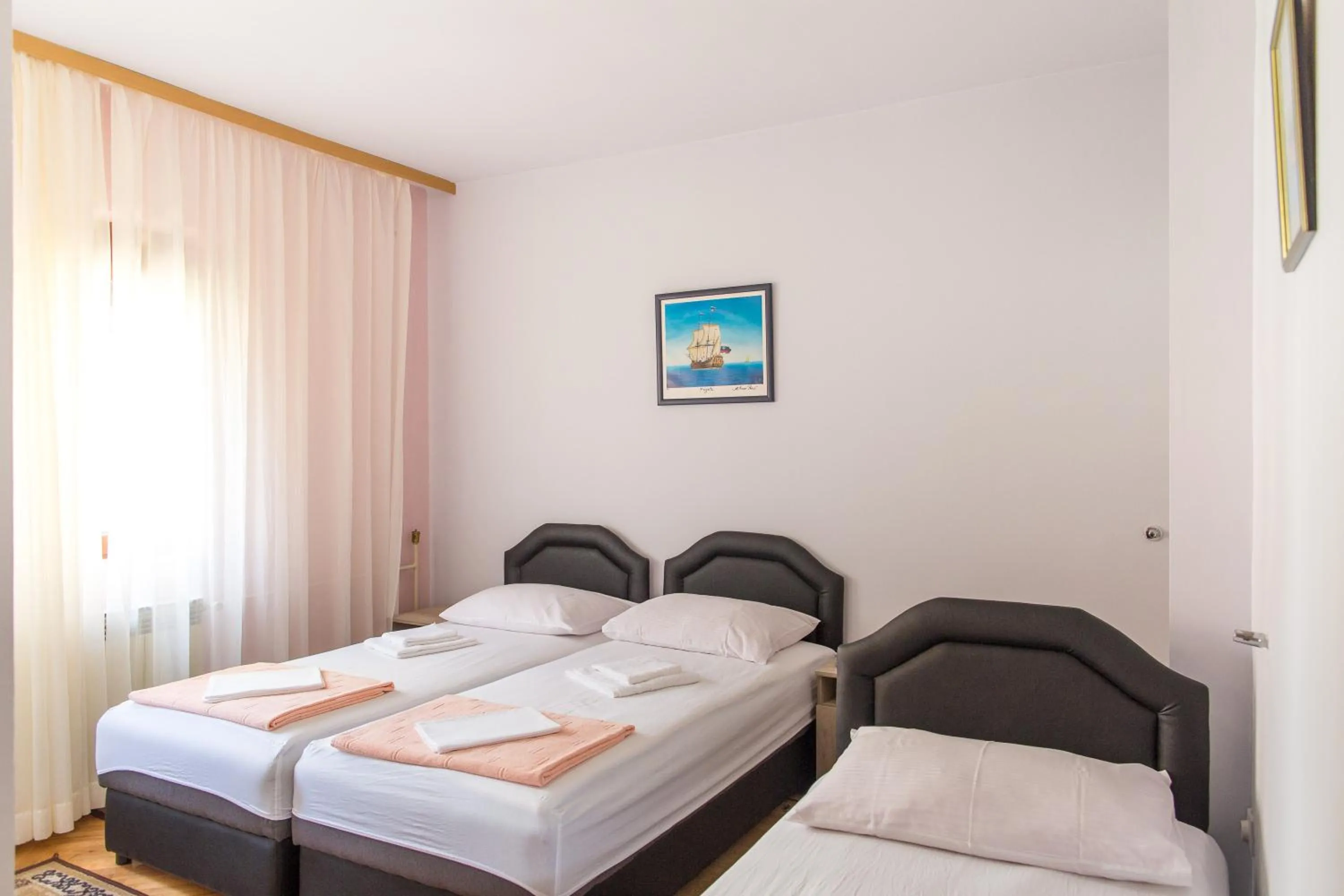 Bedroom, Bed in Guesthouse Blue Coast