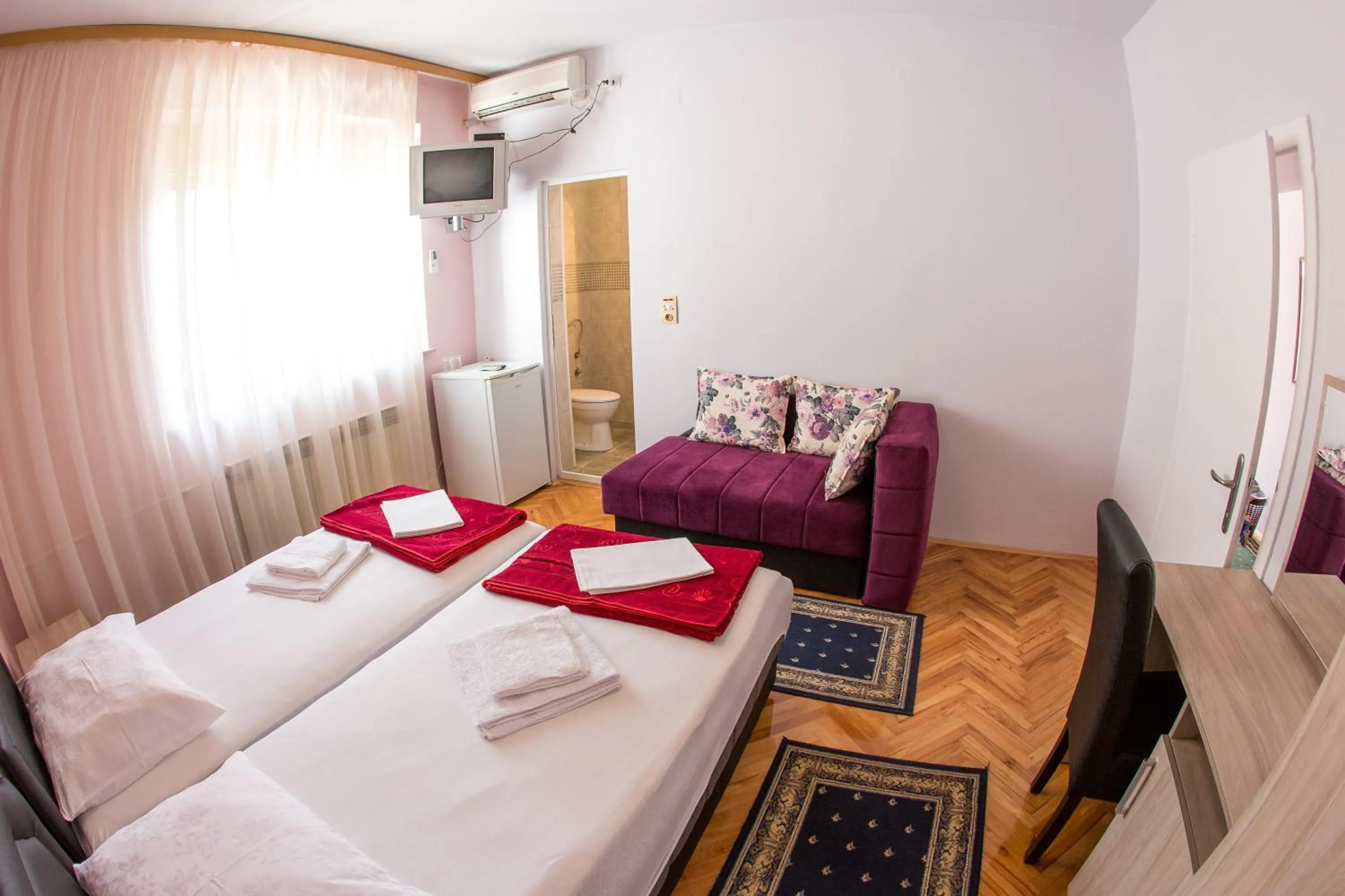 Bedroom, Bed in Guesthouse Blue Coast