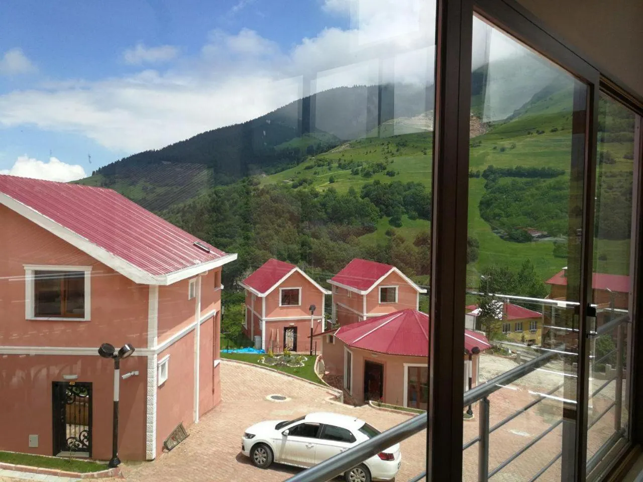 Restaurant/places to eat in Hamsikoy Hotel