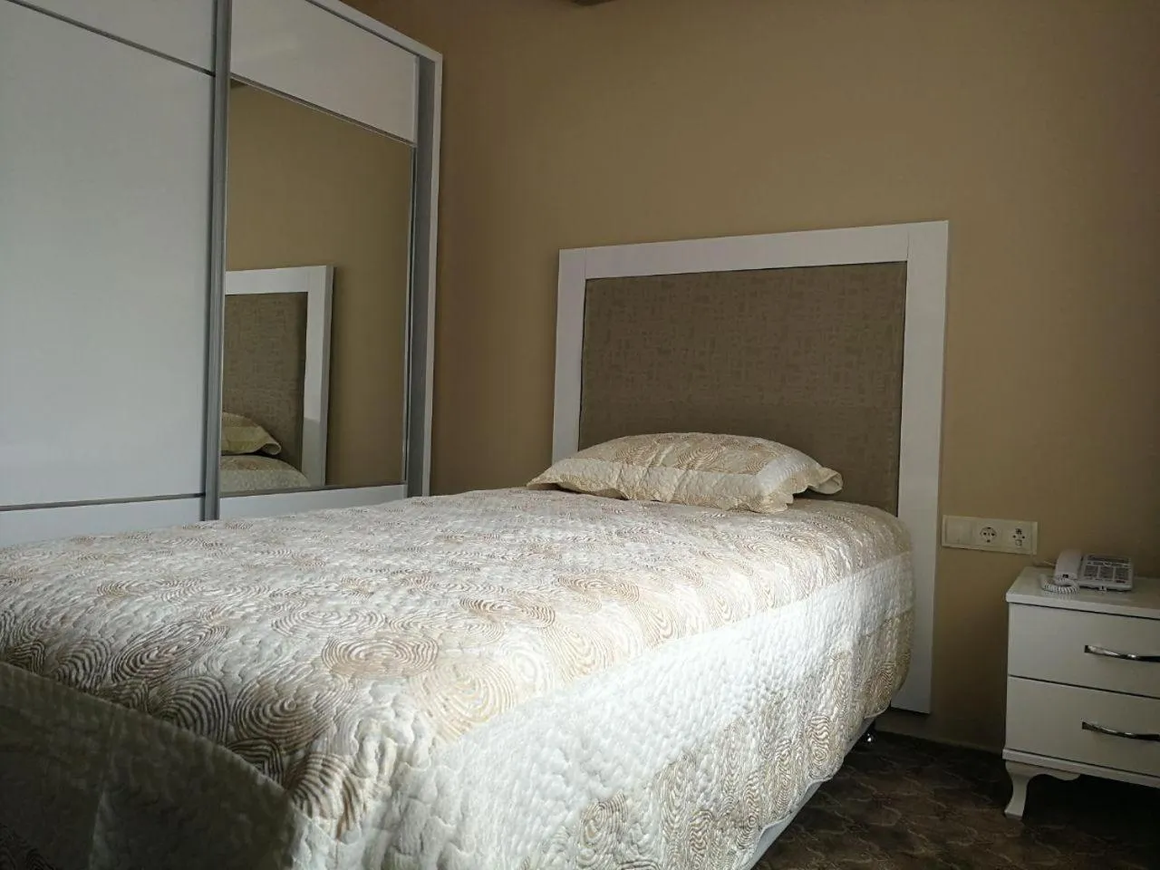 Bed in Hamsikoy Hotel