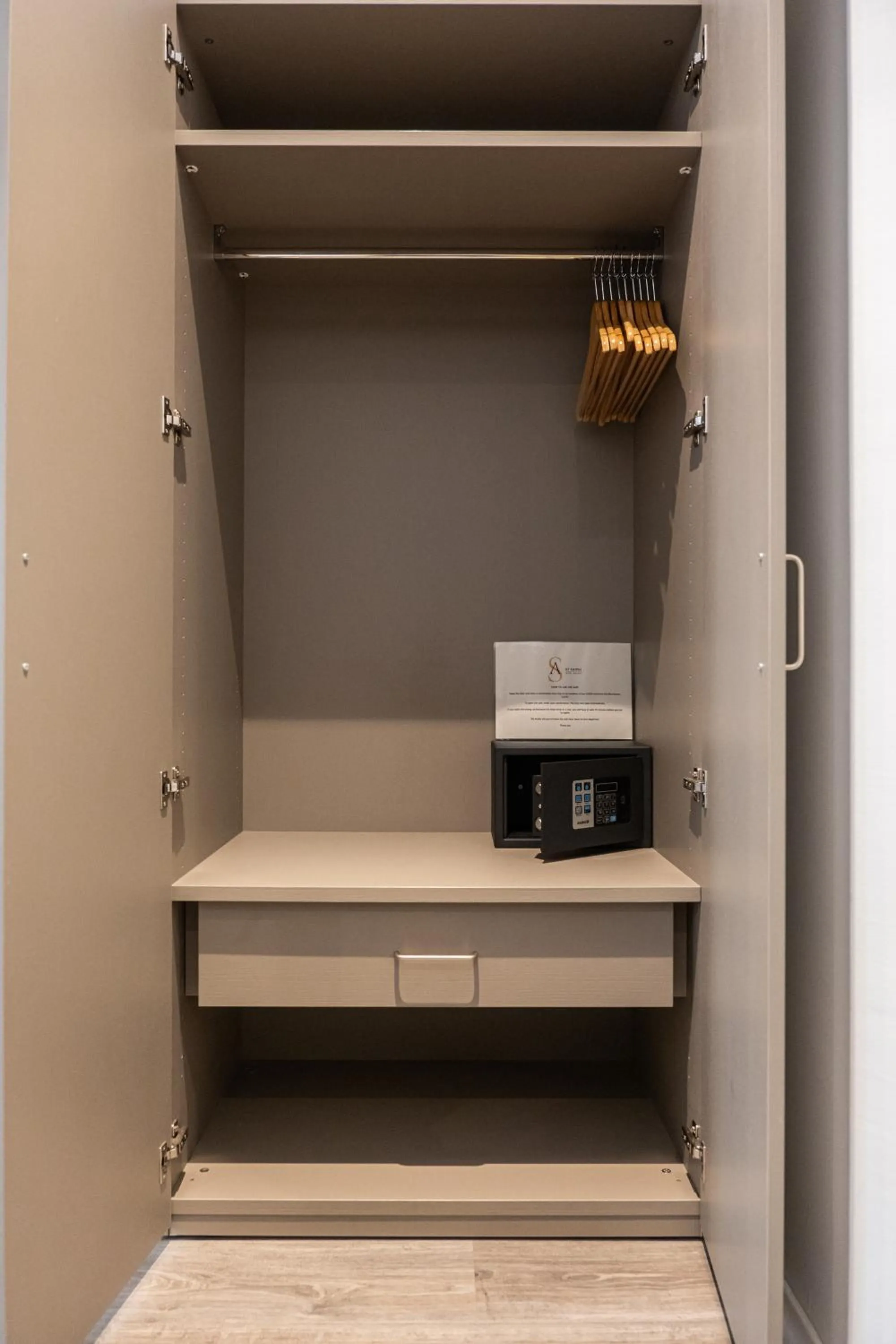 safe in Ai Suma Hotel