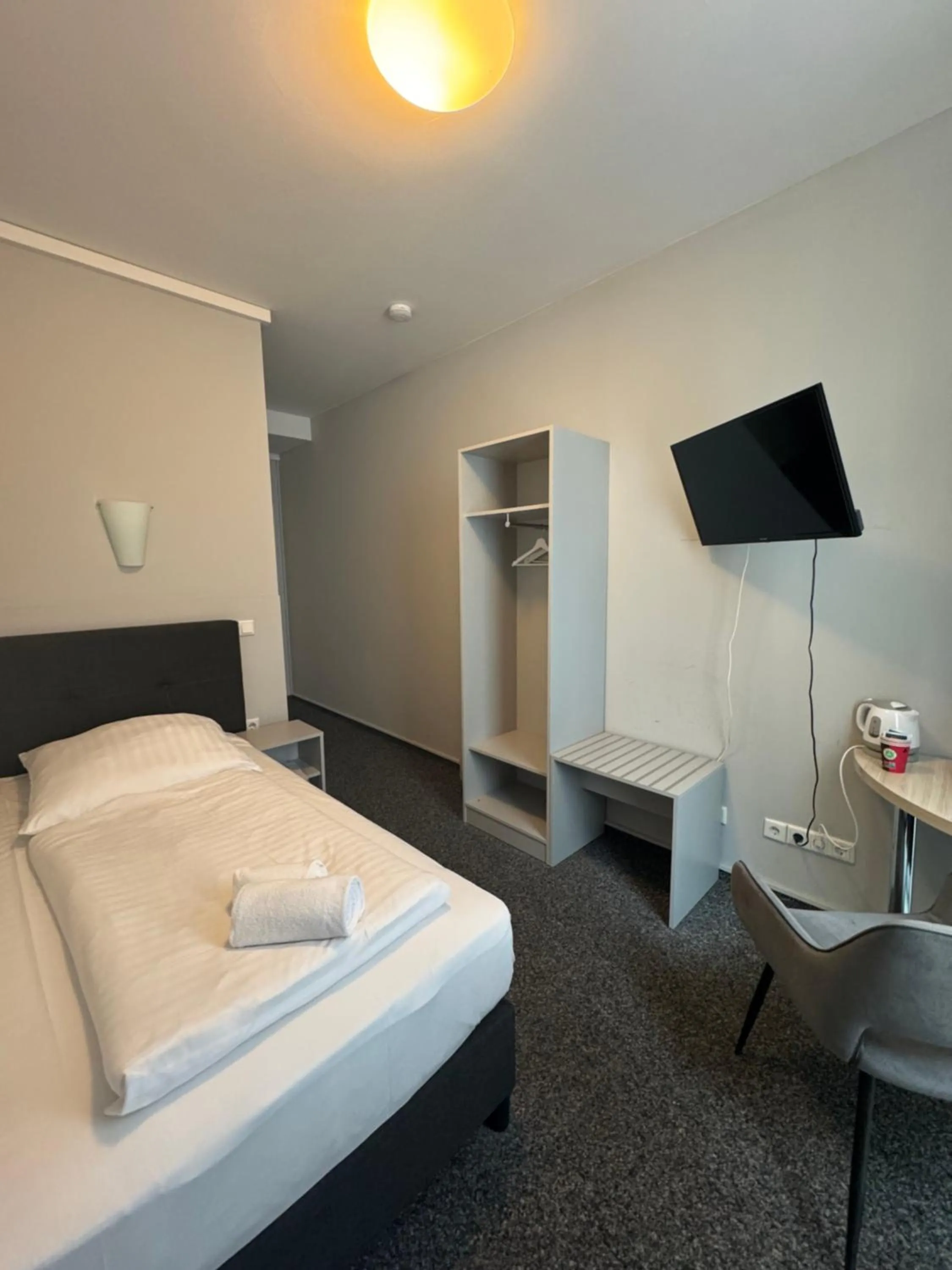 Bed in Hotel Central Hannover