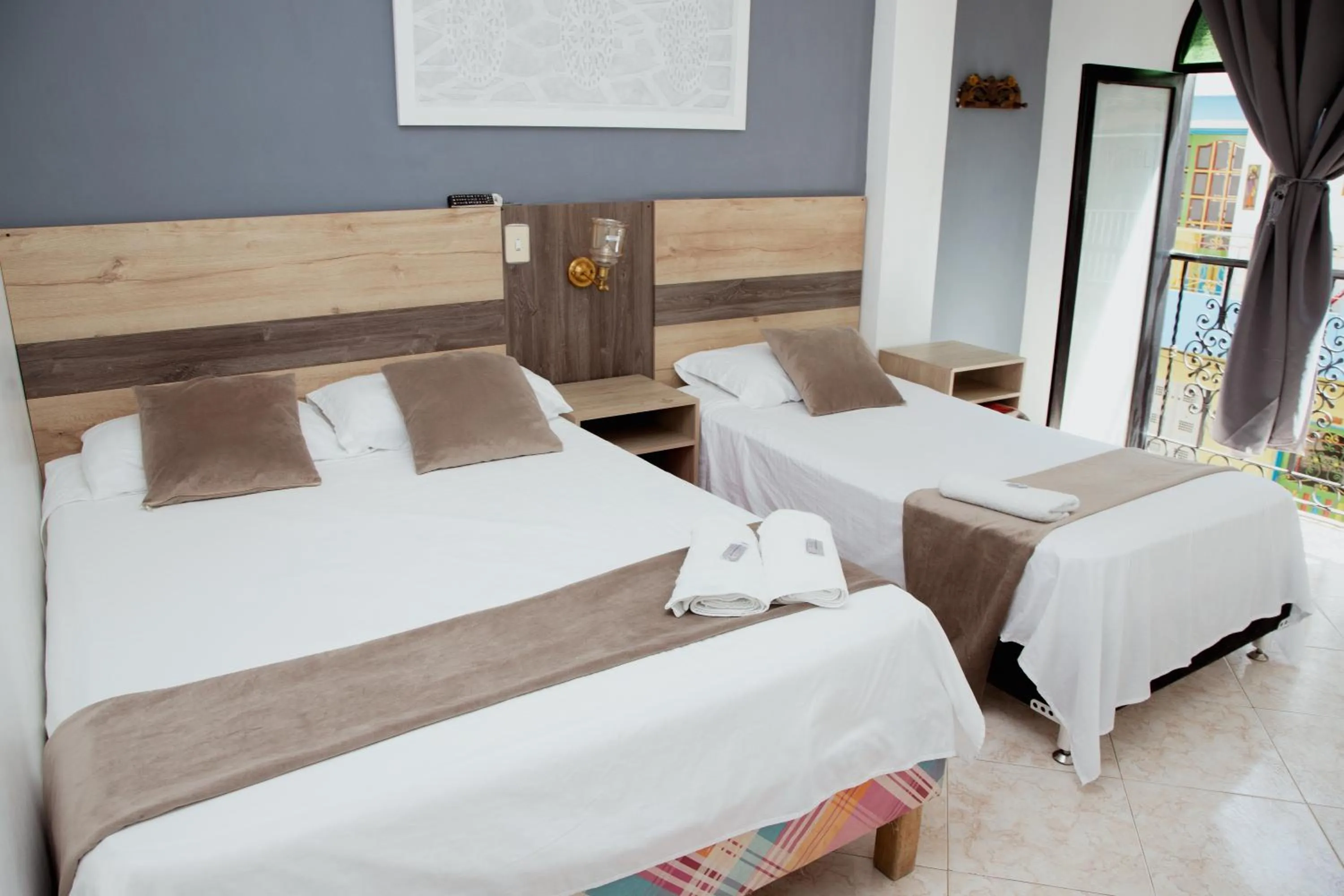 Photo of the whole room, Bed in Hotel Real Guatapé