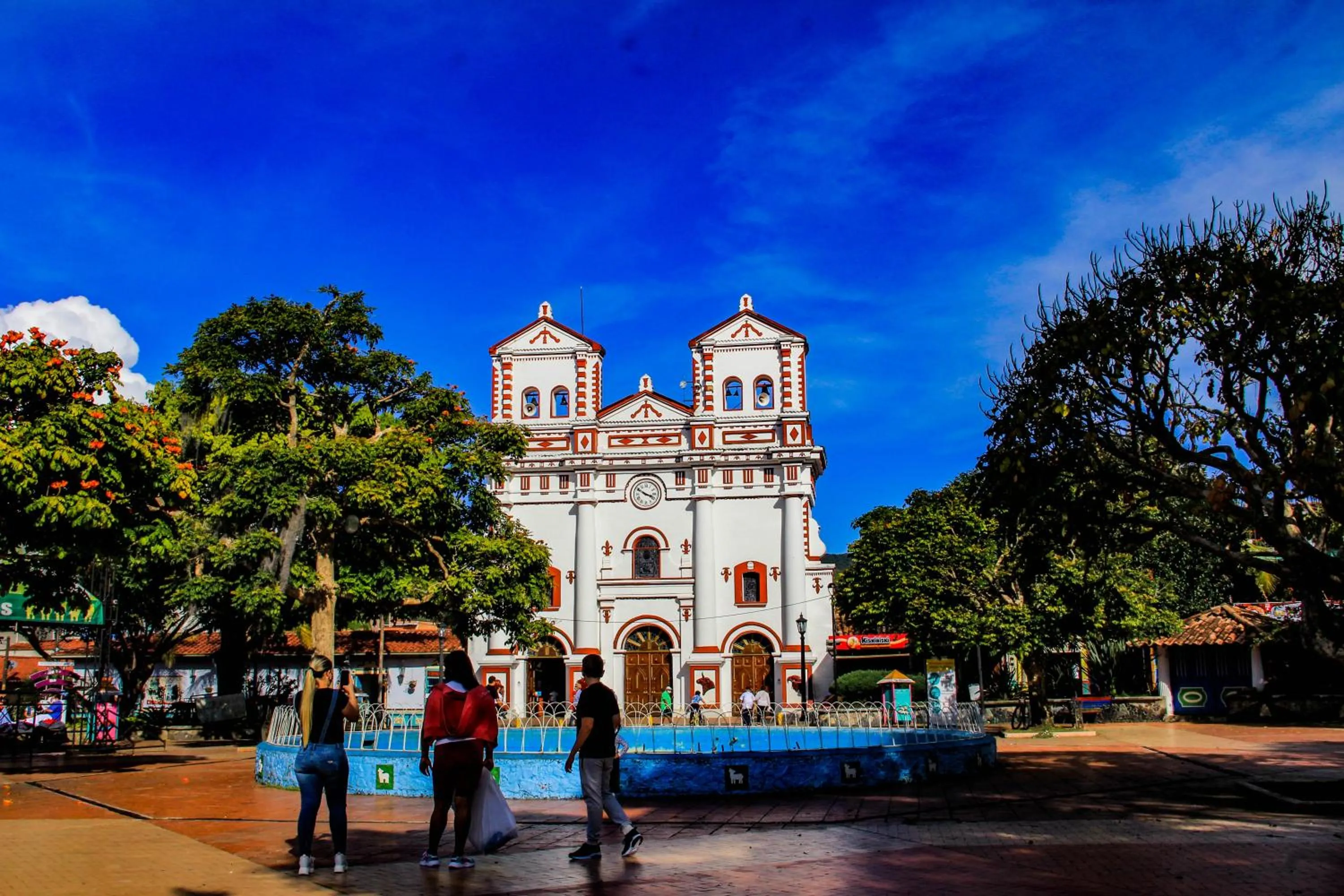 Entertainment in Hotel Real Guatapé
