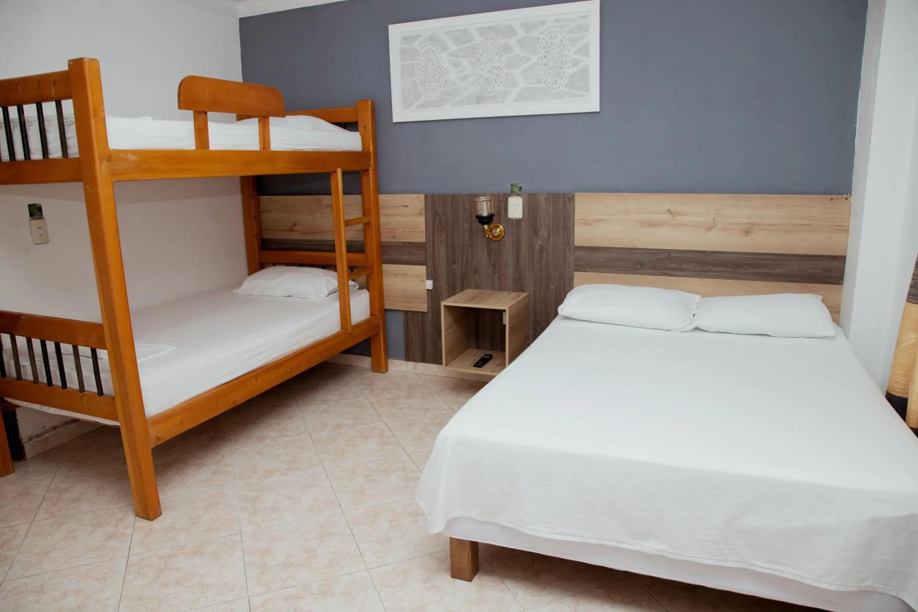 Photo of the whole room, Bed in Hotel Real Guatapé