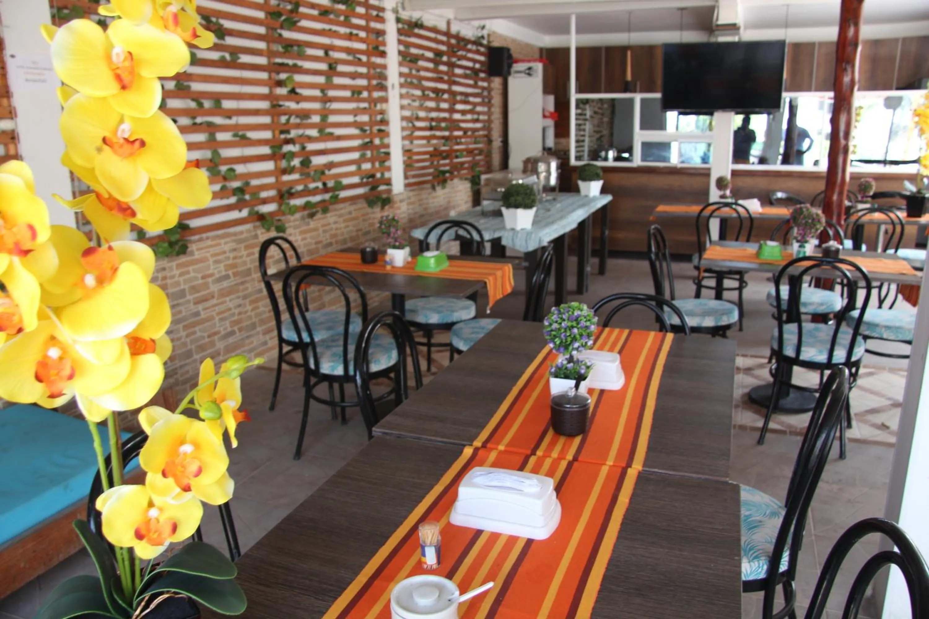 Restaurant/places to eat in Hotel Rodadero Dorado