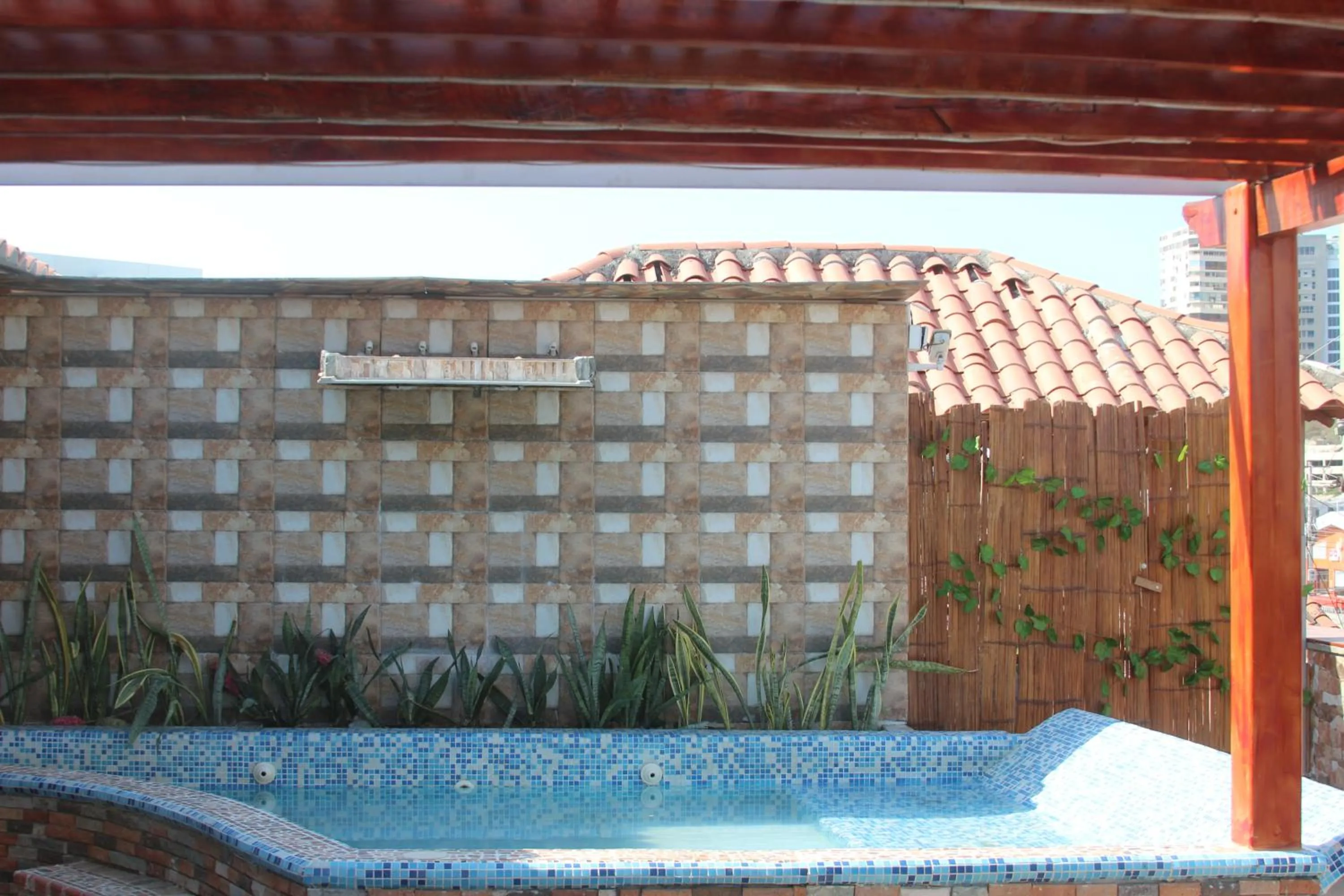 Pool view in Hotel Rodadero Dorado