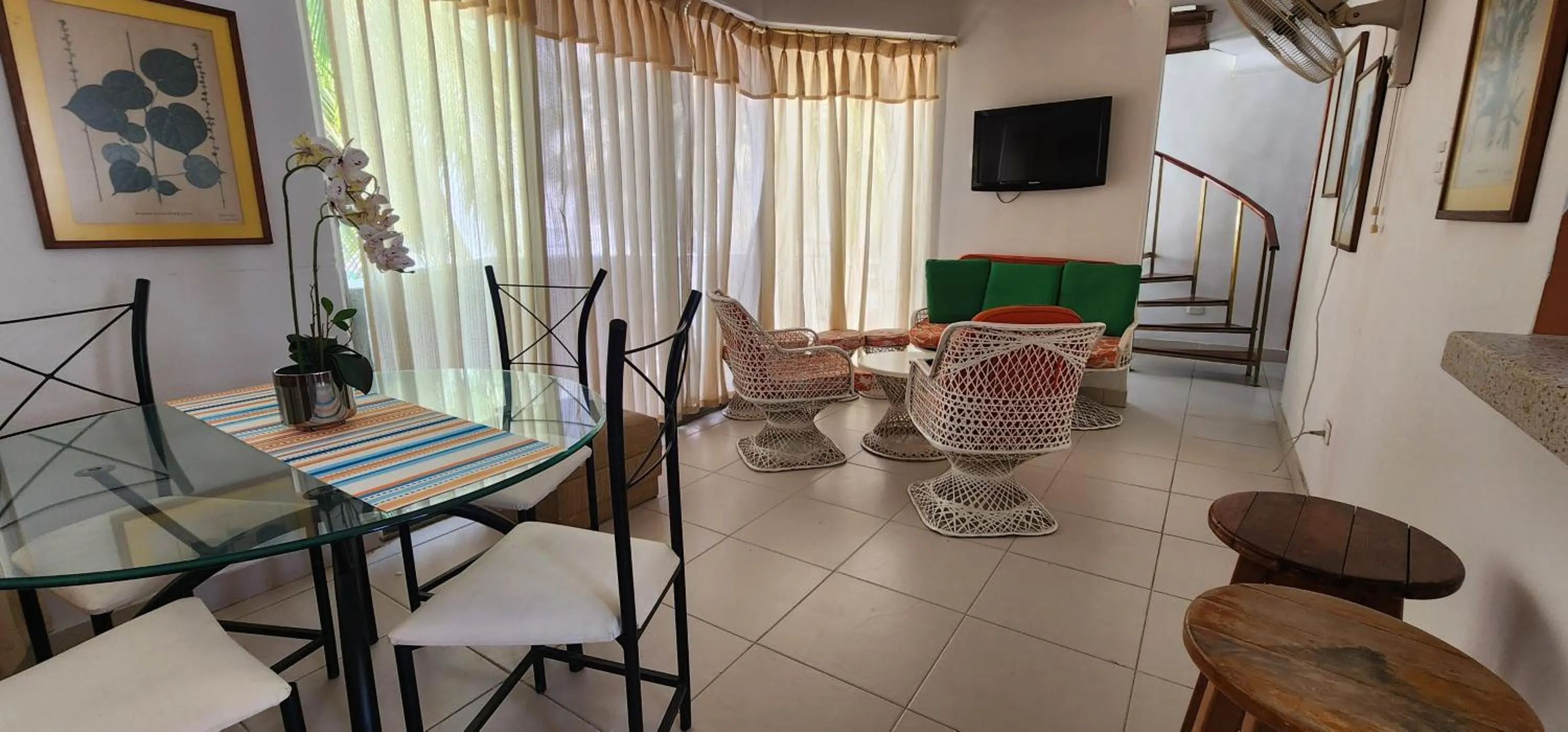 Seating area in Hotel Rodadero Dorado