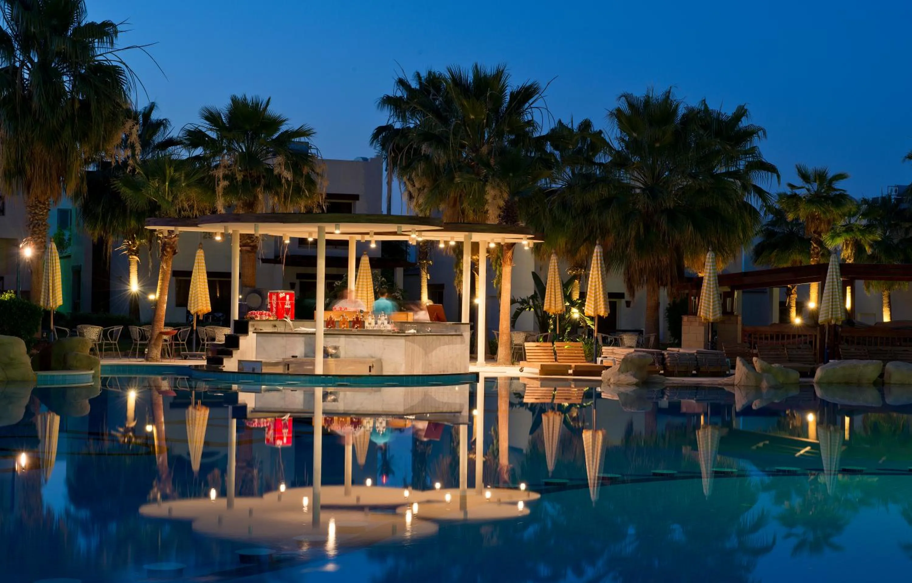 Swimming pool in Amphoras Aqua Adults Friendly