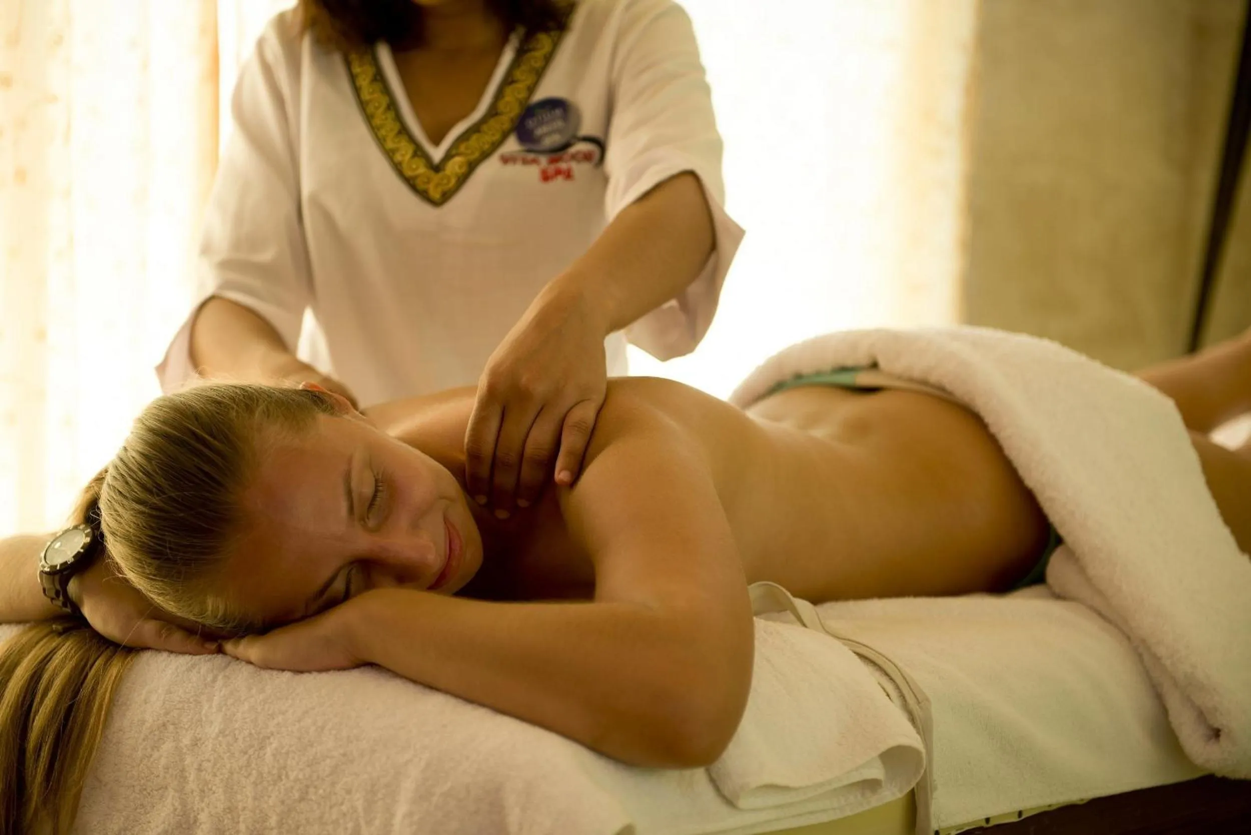 Massage in Amphoras Aqua Adults Friendly
