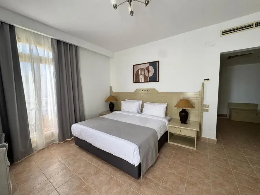 Bed in Amphoras Beach - Ultra All Inclusive Bed in Amphoras Beach - Ultra All Inclusive