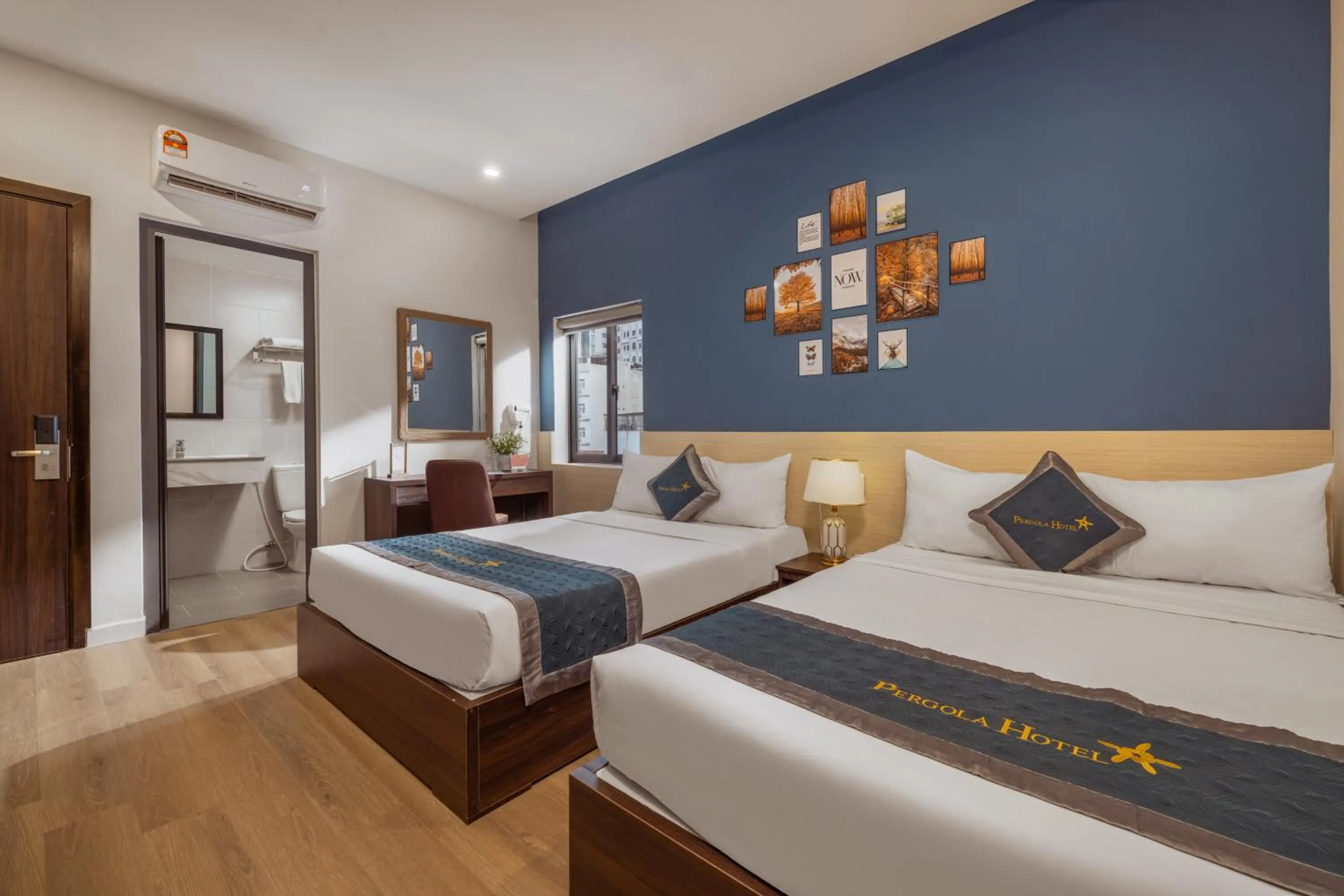 Photo of the whole room, Bed in The Pergola Design Hotel