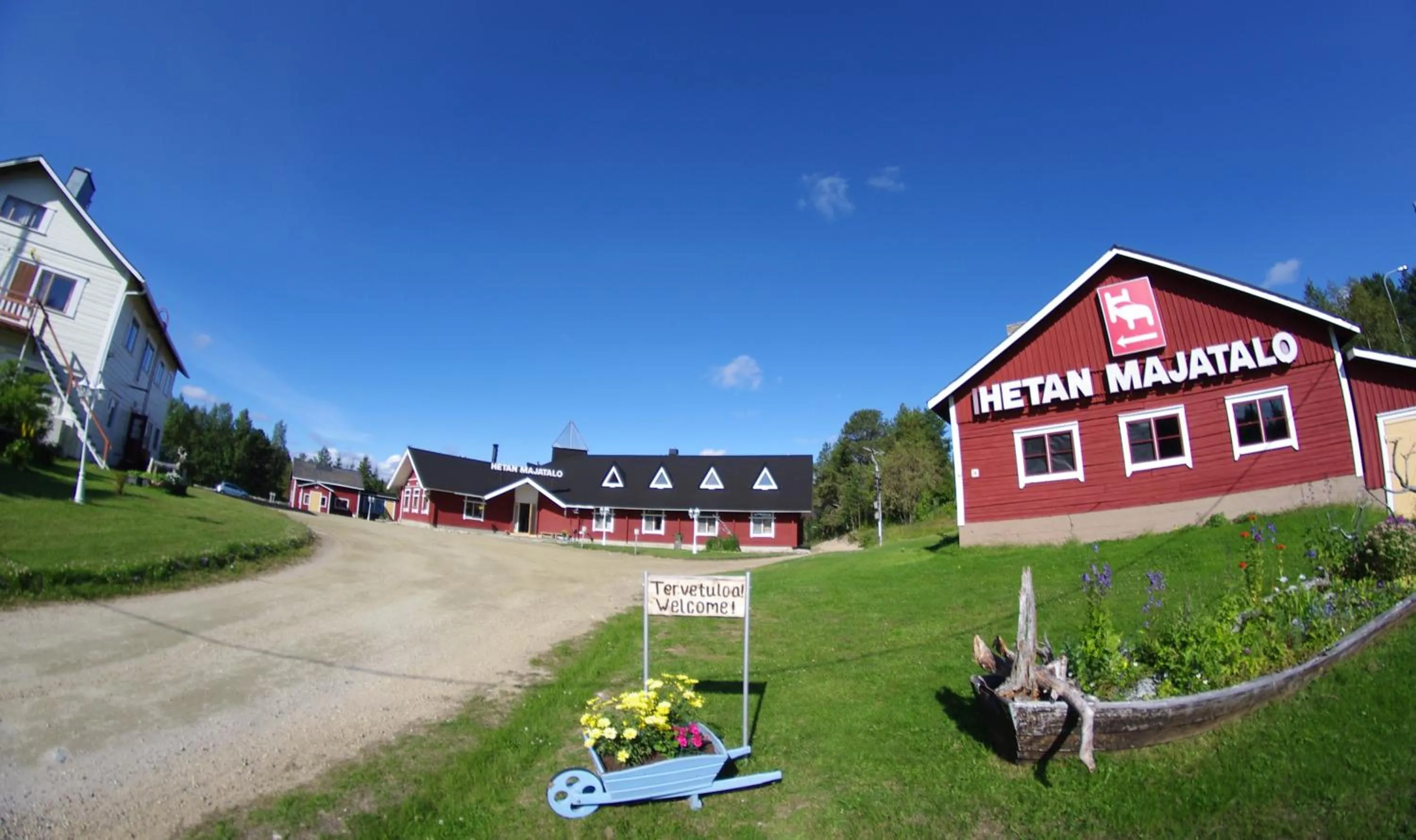 Property building in Hotel Hetan Majatalo