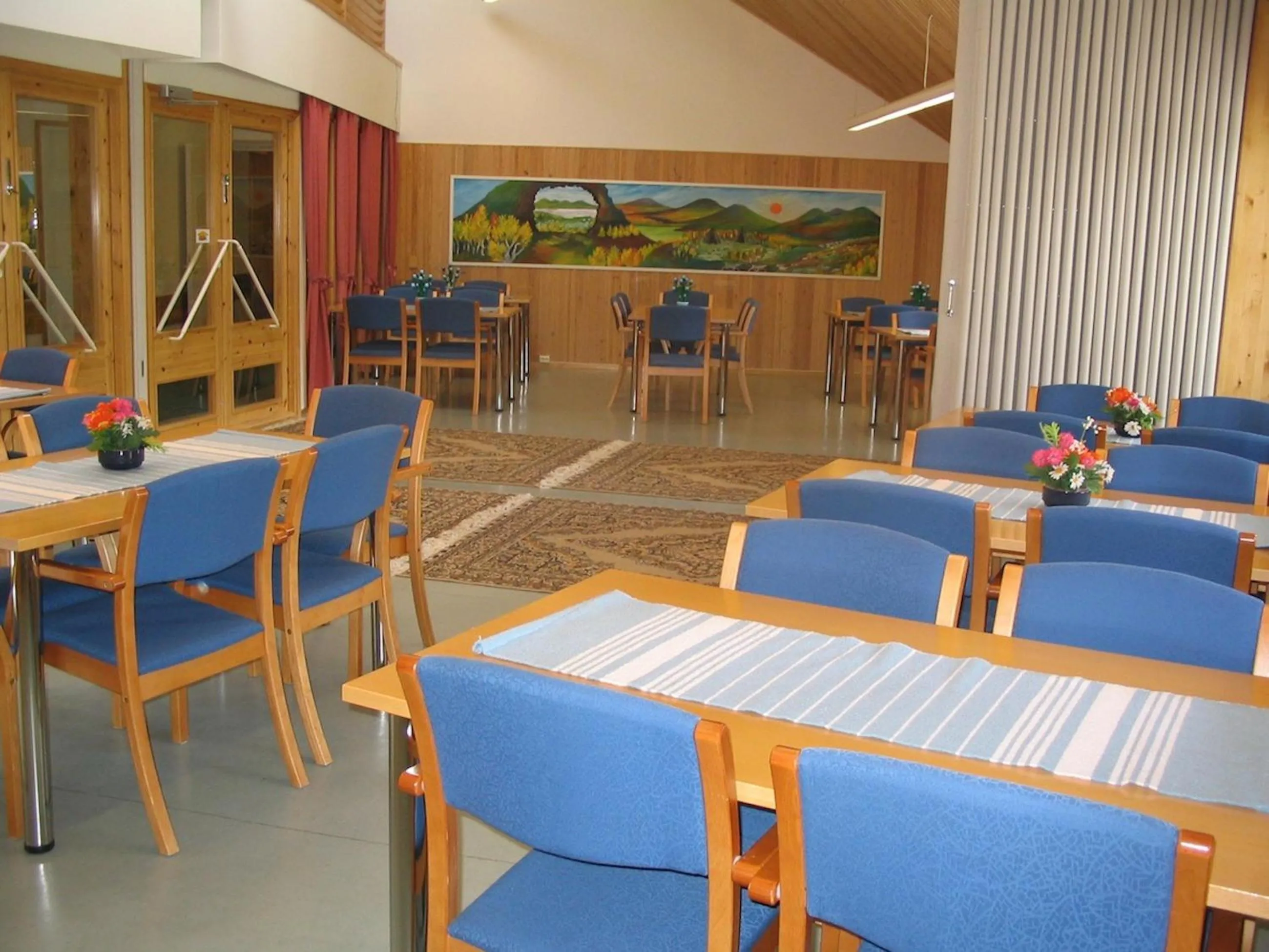 Communal lounge/ TV room in Hotel Hetan Majatalo