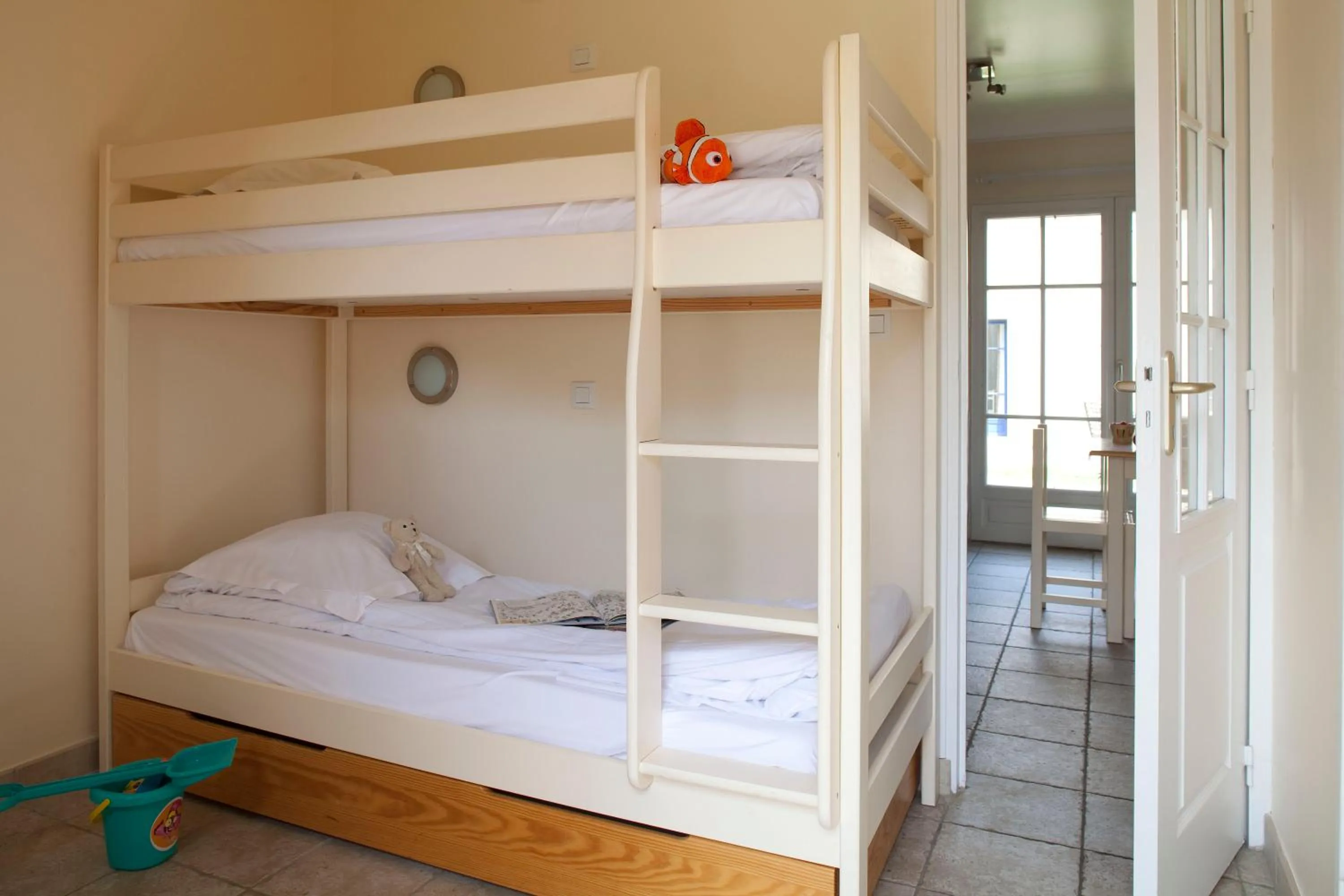 Photo of the whole room, Bed in Le Village Cancalais