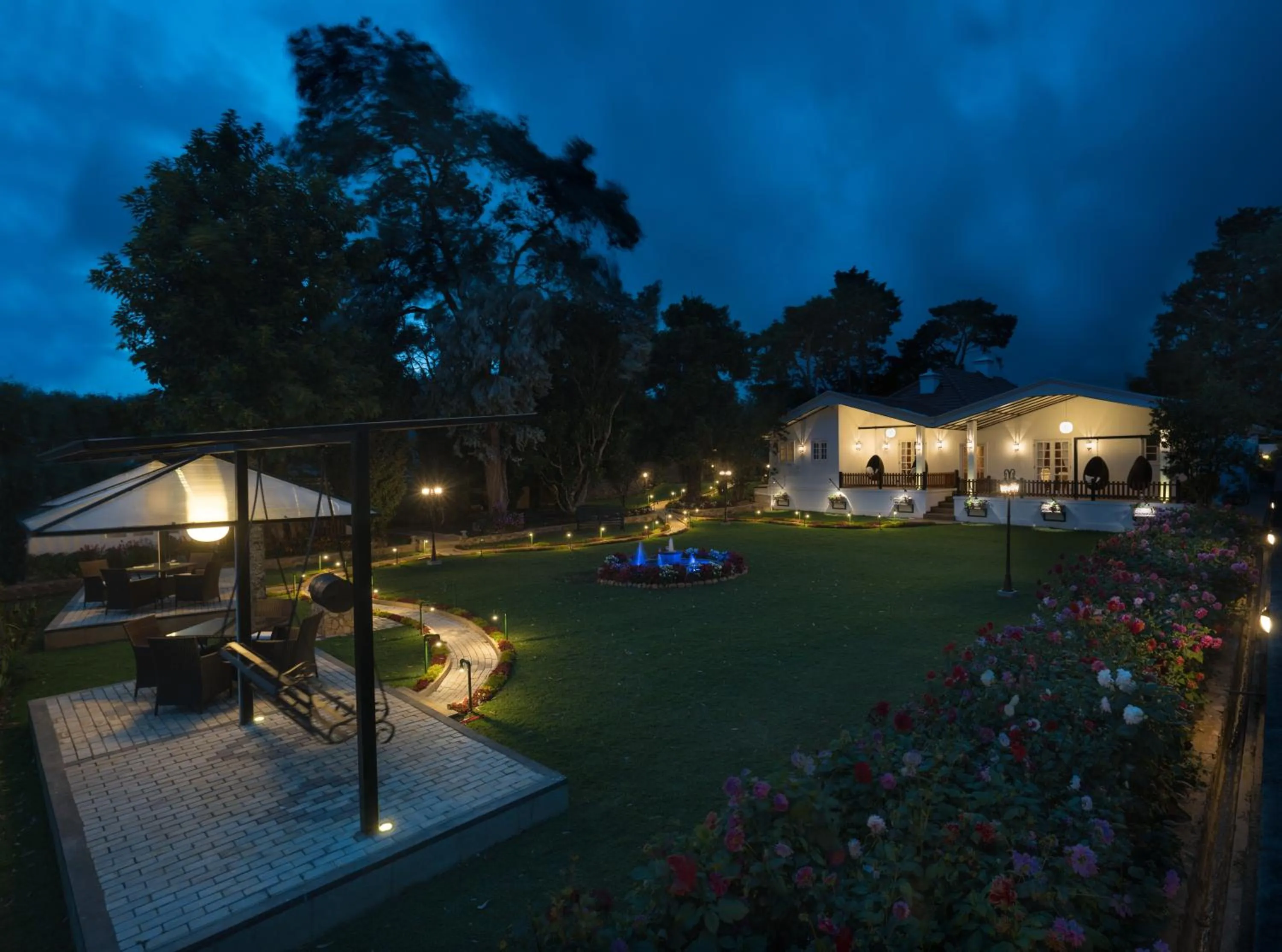 Garden view in La Grande Villa