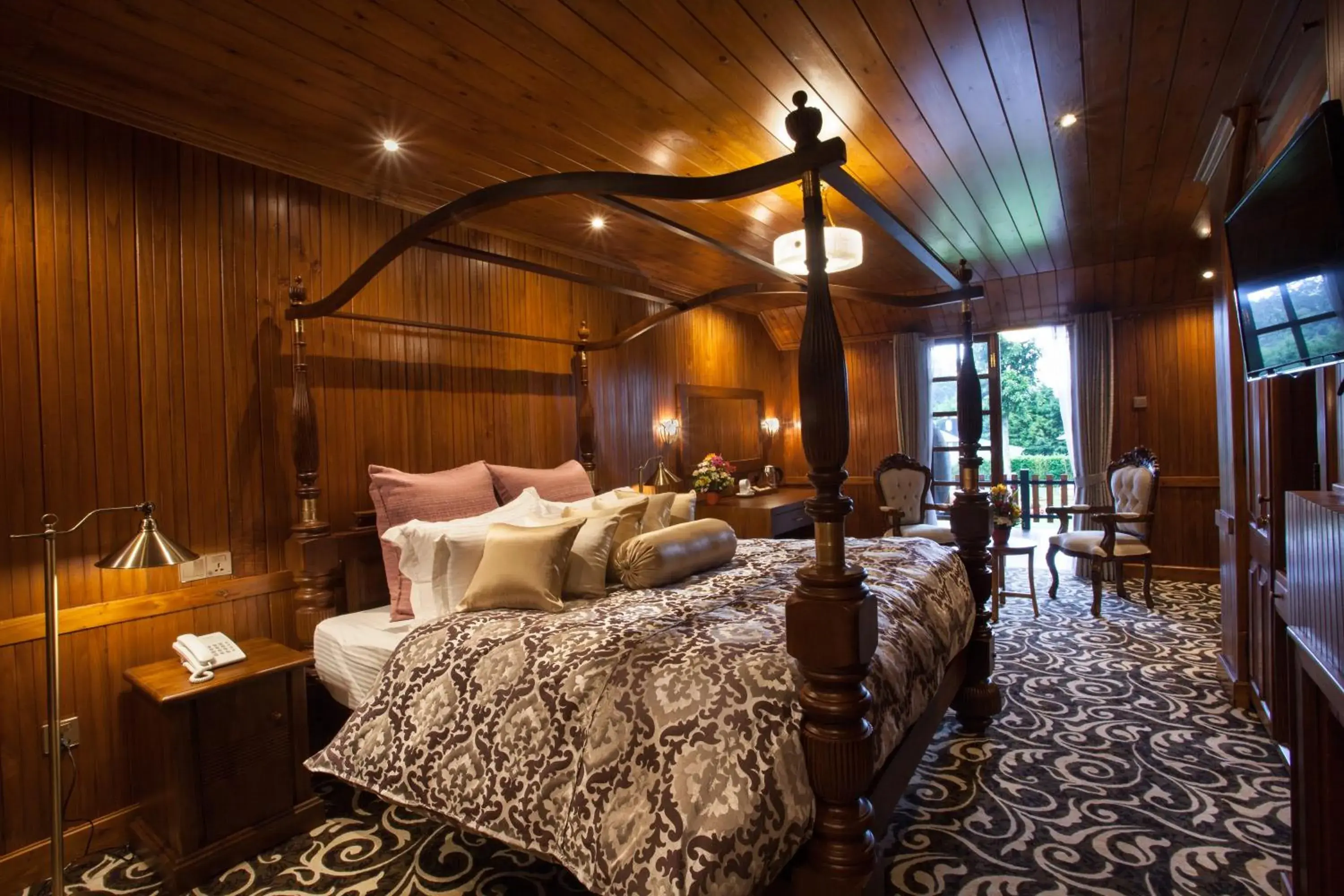 Family Suite with Spa Bath in La Grande Villa Family Suite with Spa Bath in La Grande Villa