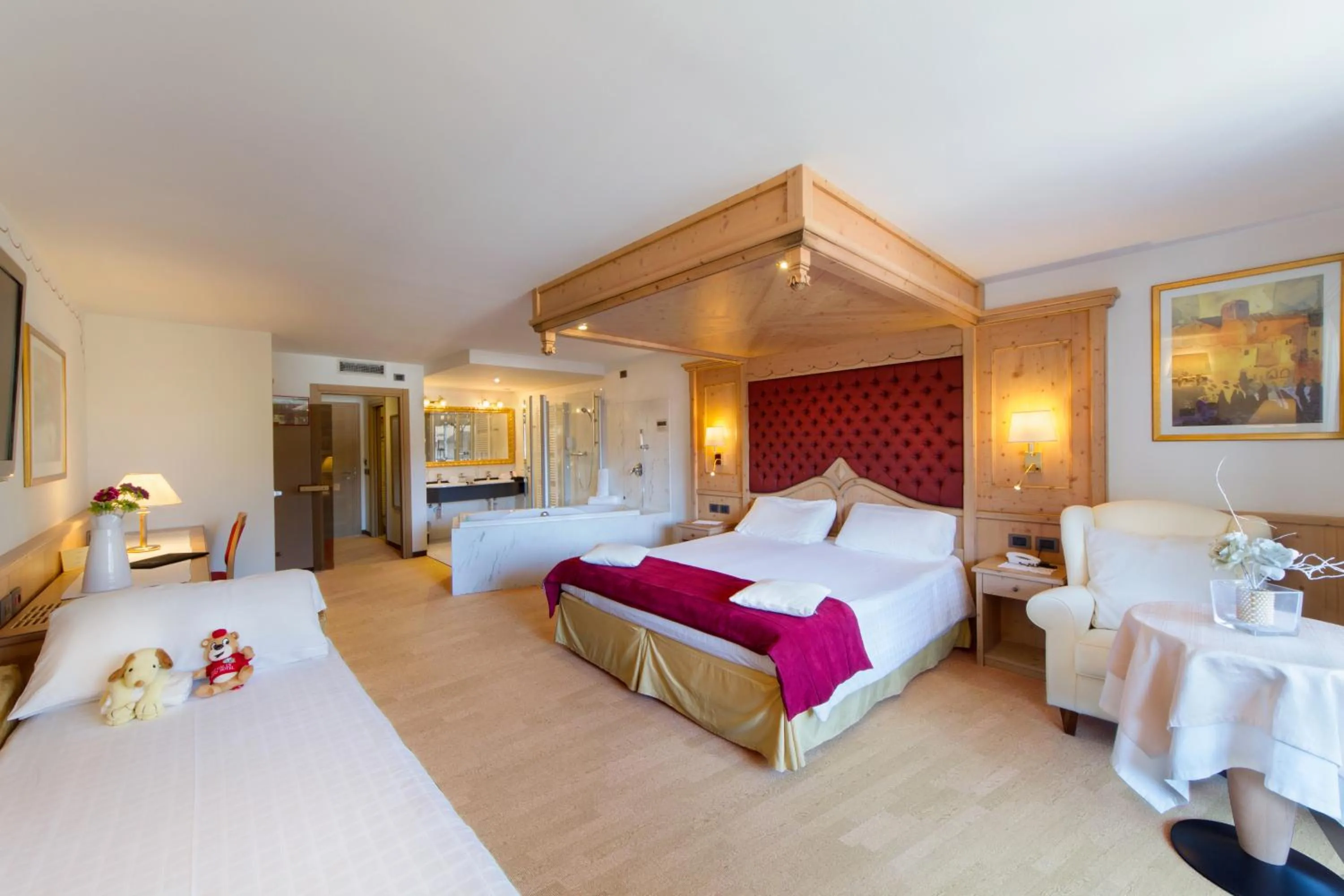 Bed in Piz Galin Grand Hotel Family & Wellness
