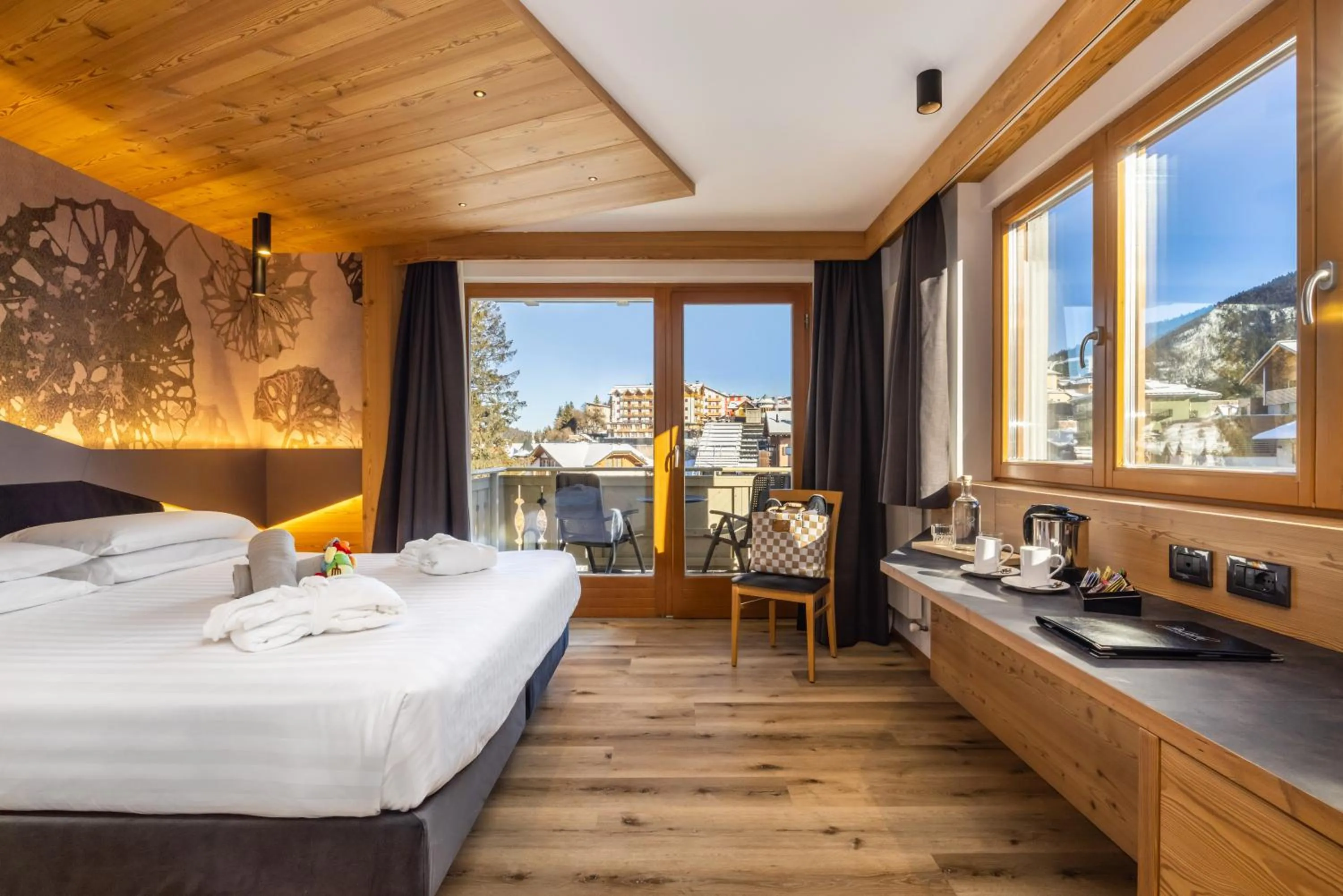 Bed in Piz Galin Grand Hotel Family & Wellness