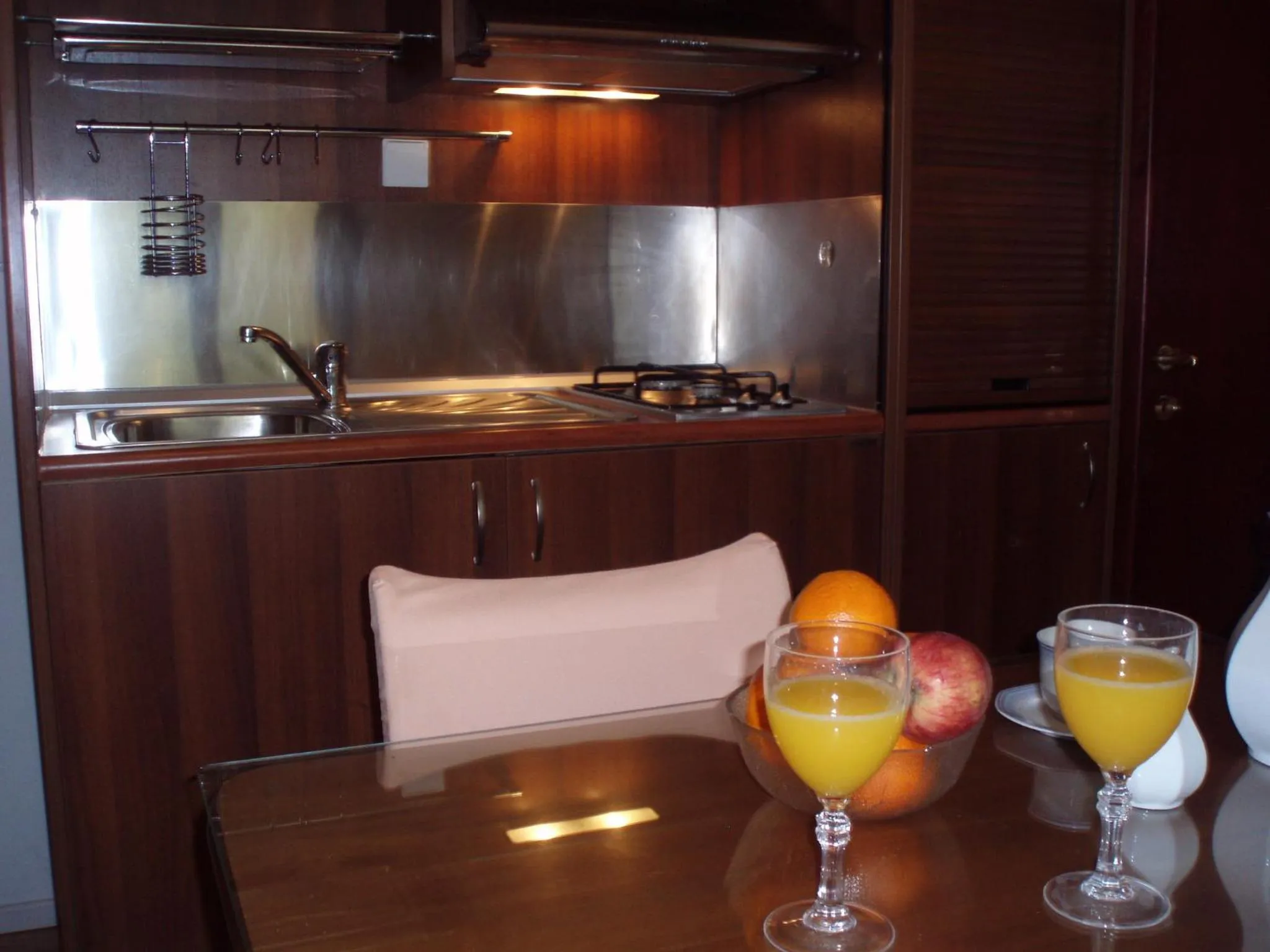 Kitchen or kitchenette in Bungalow - Camping Apollon