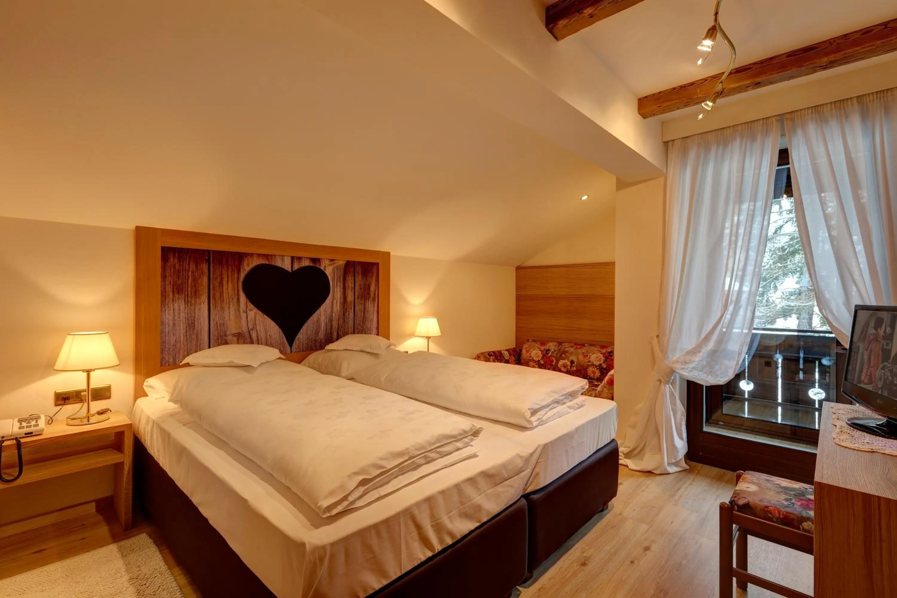 Bed in Hotel Burgfrieden