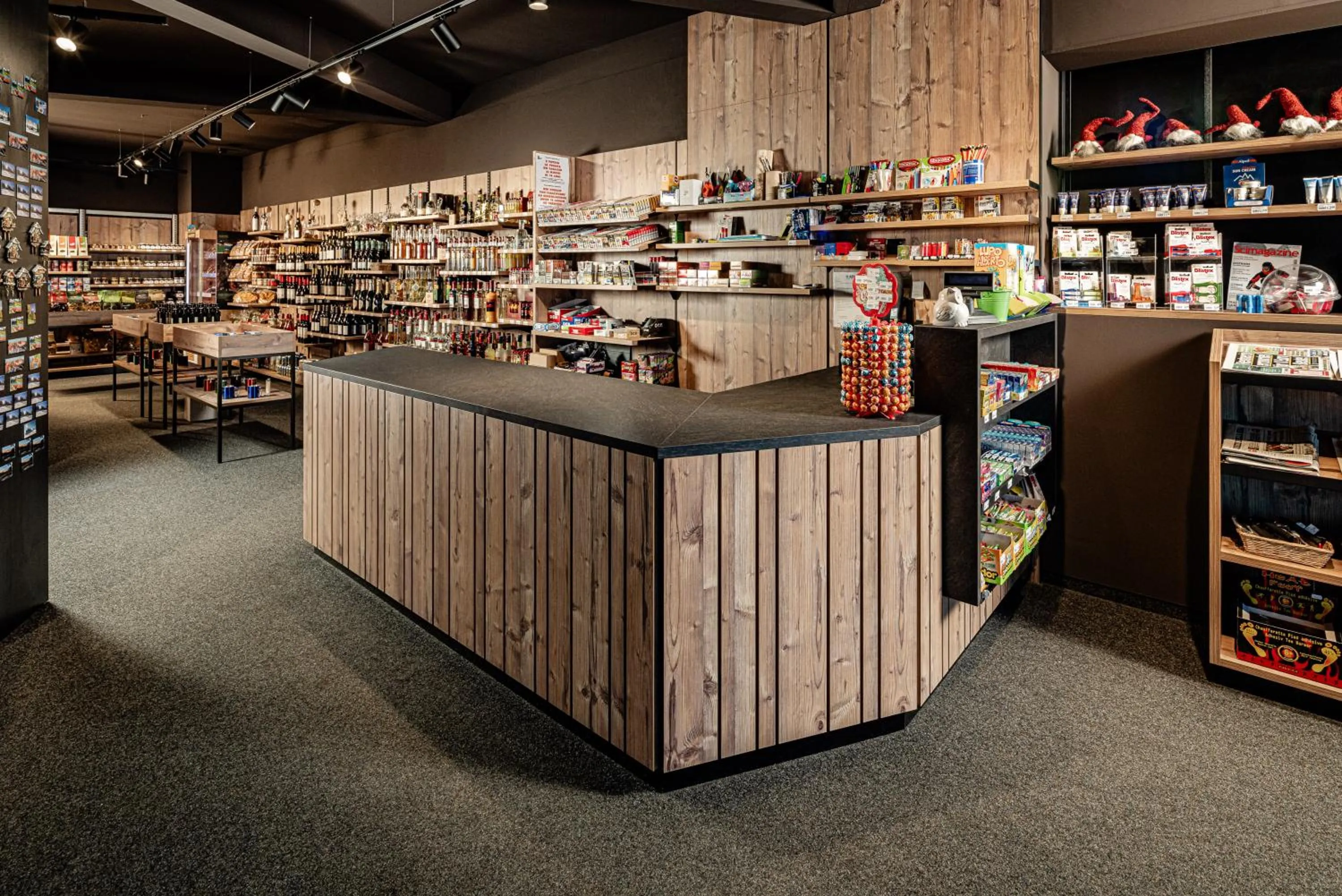 On-site shops in Sporthotel Obereggen