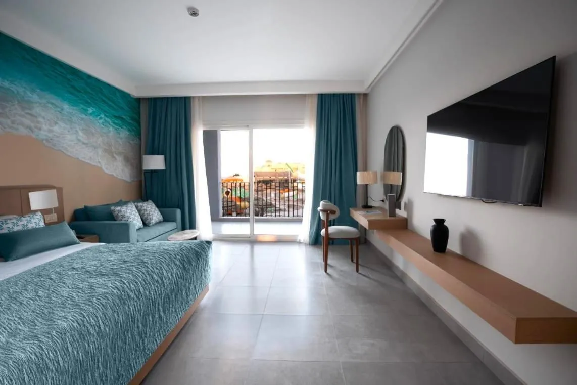 Bed in Amwaj Beach Club Abu Soma