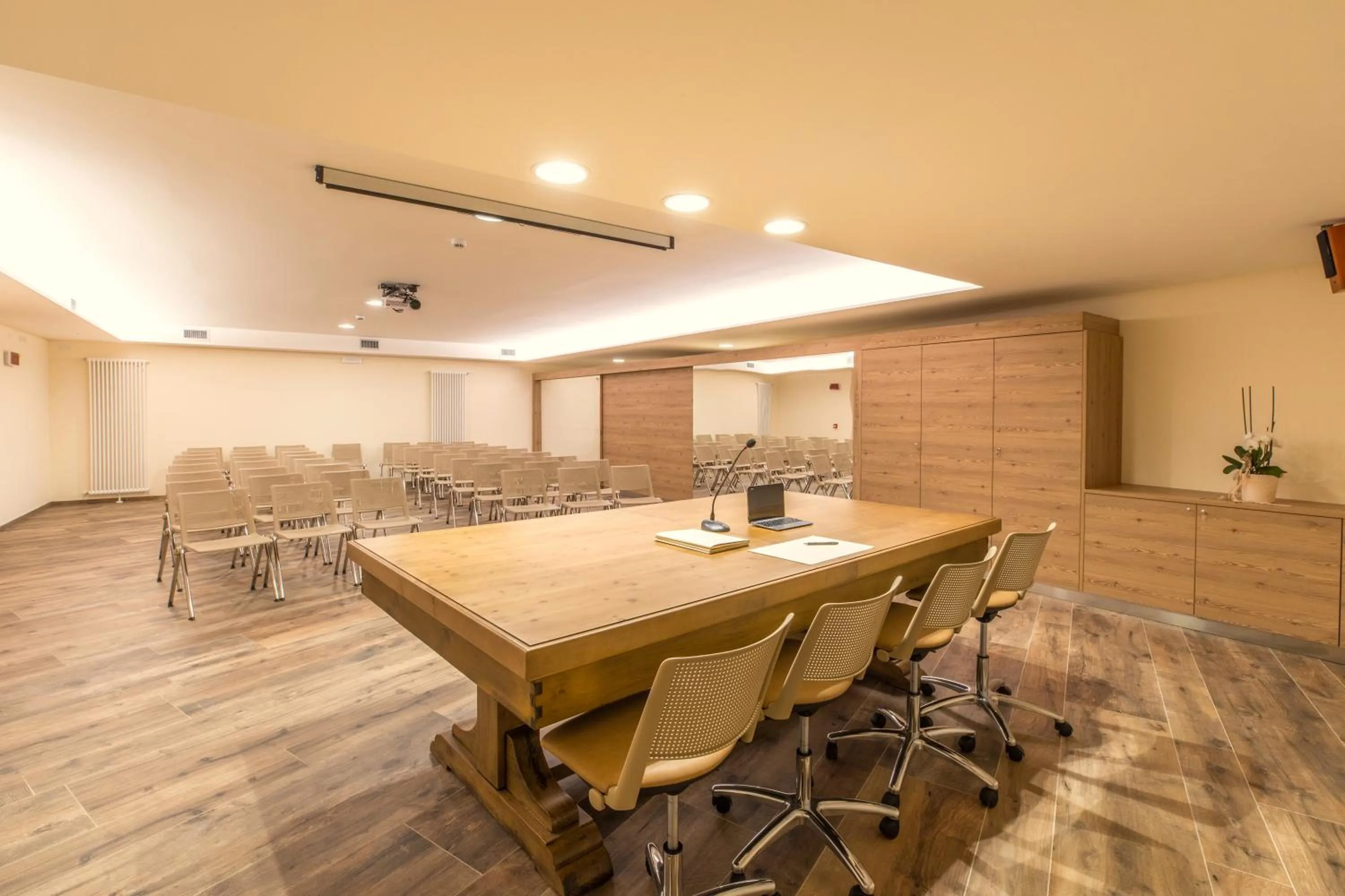 Billiard in Hotel Garden