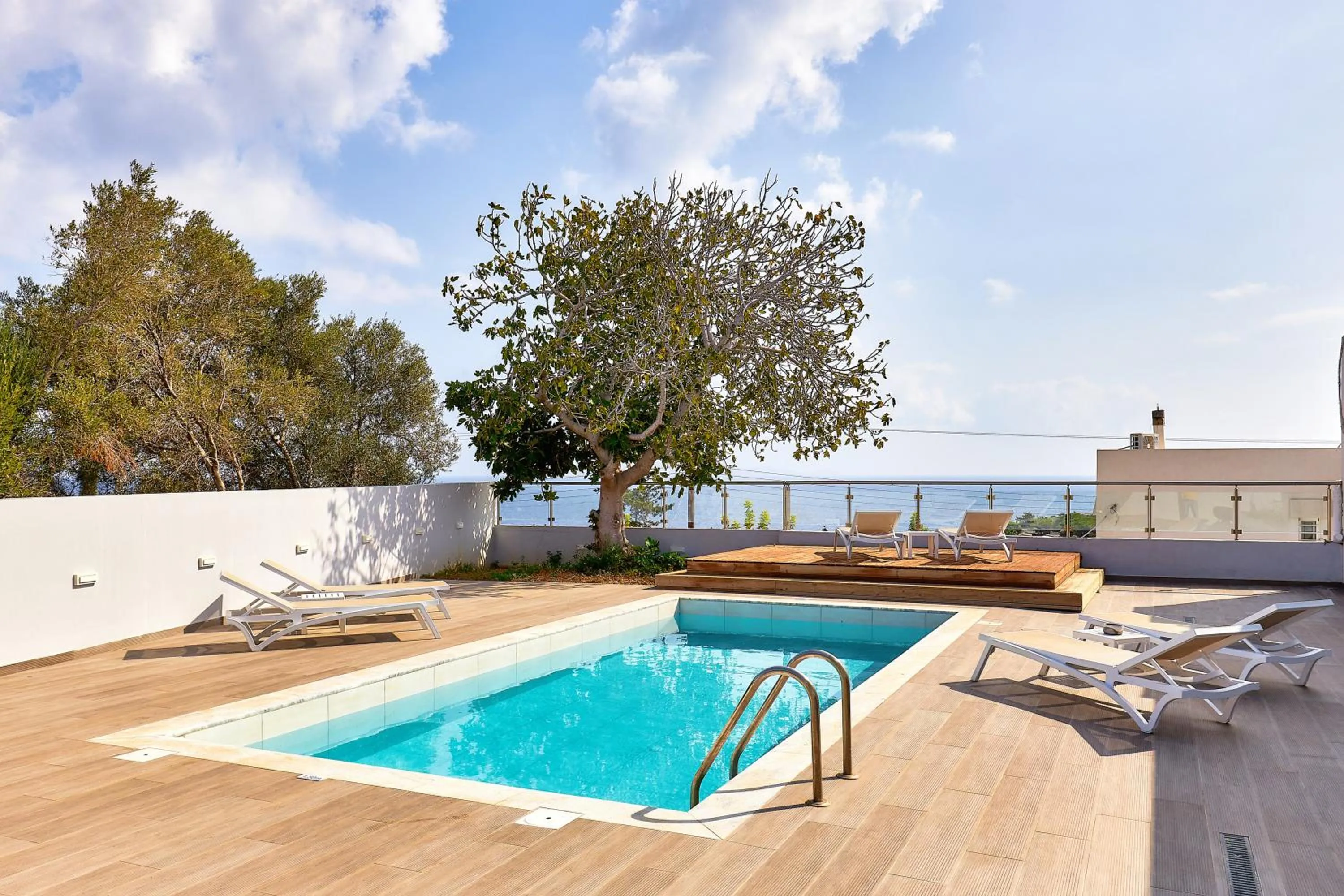Villa Emilia - with private, heated swimming pool