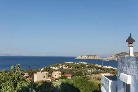 Sea view in Villa Emilia - with private, heated swimming pool