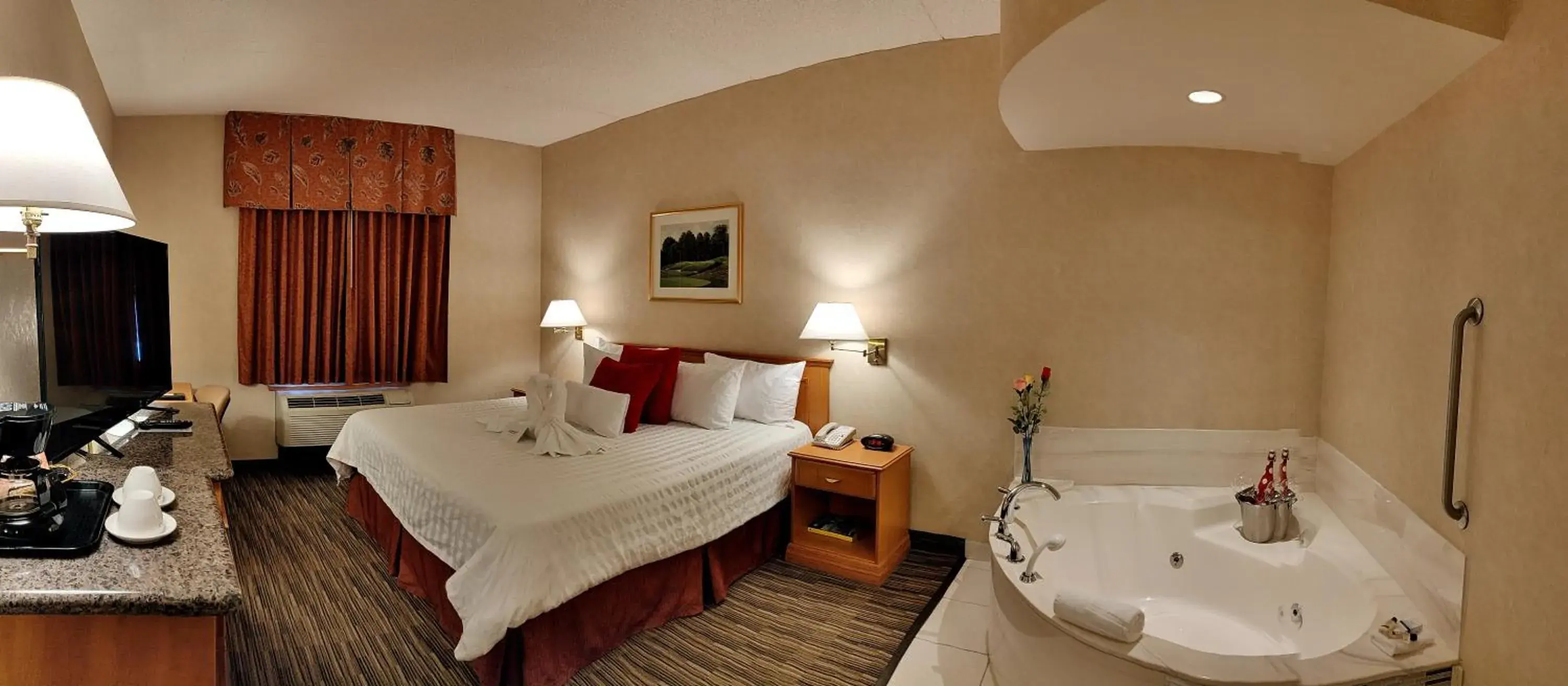 Bed in Humphry Inn and Suites Bed in Humphry Inn and Suites